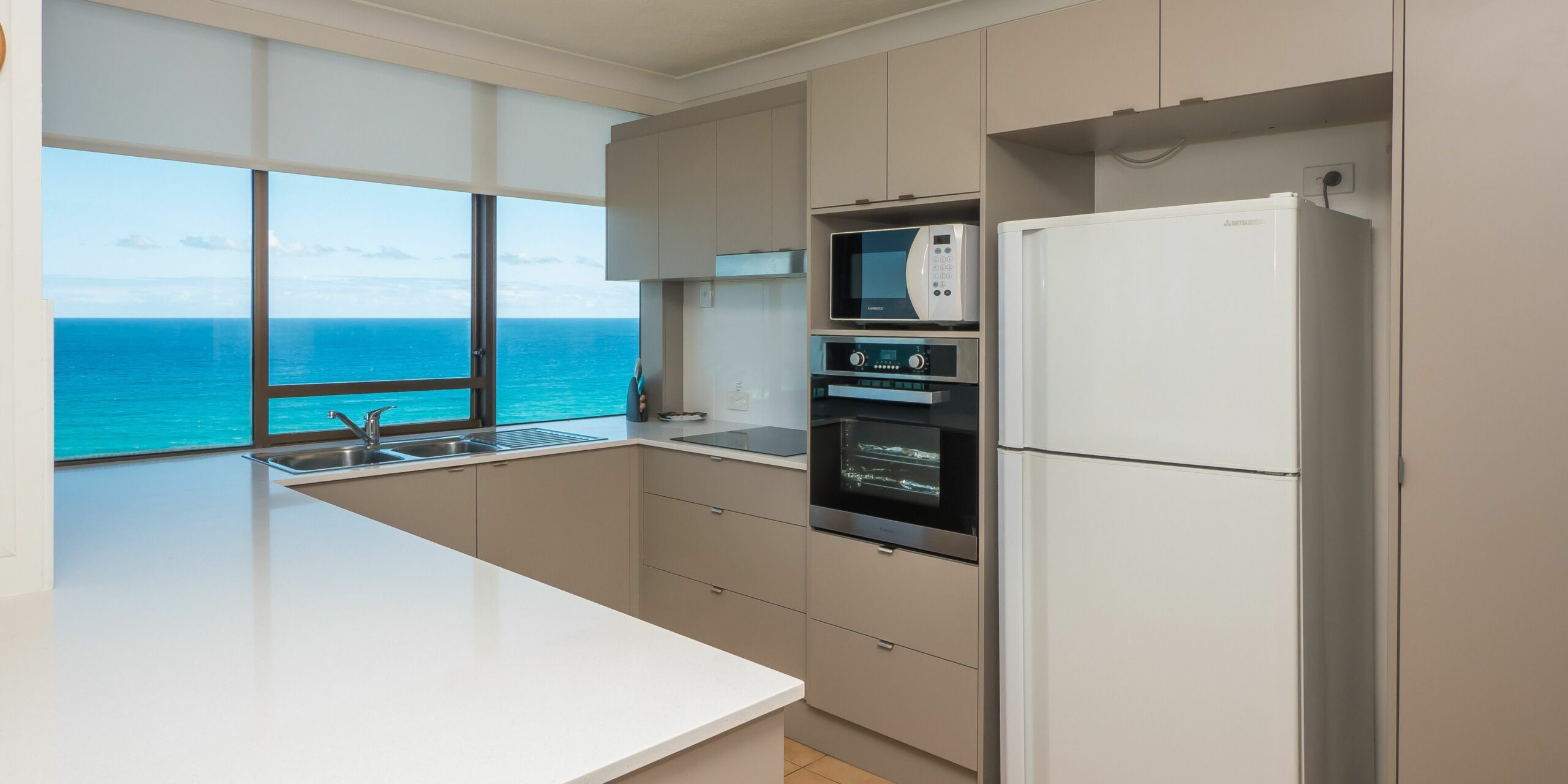 Southern Cross Beachfront Holiday Apartments