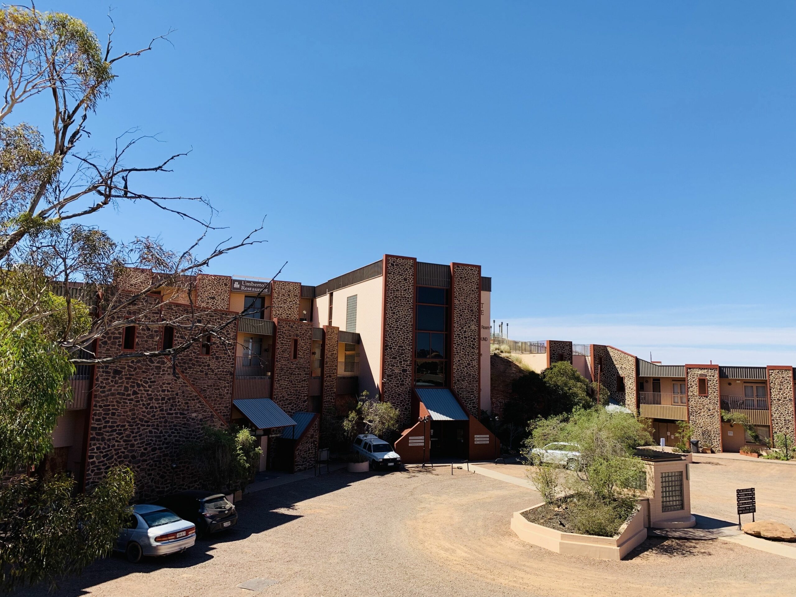 Desert Cave Hotel