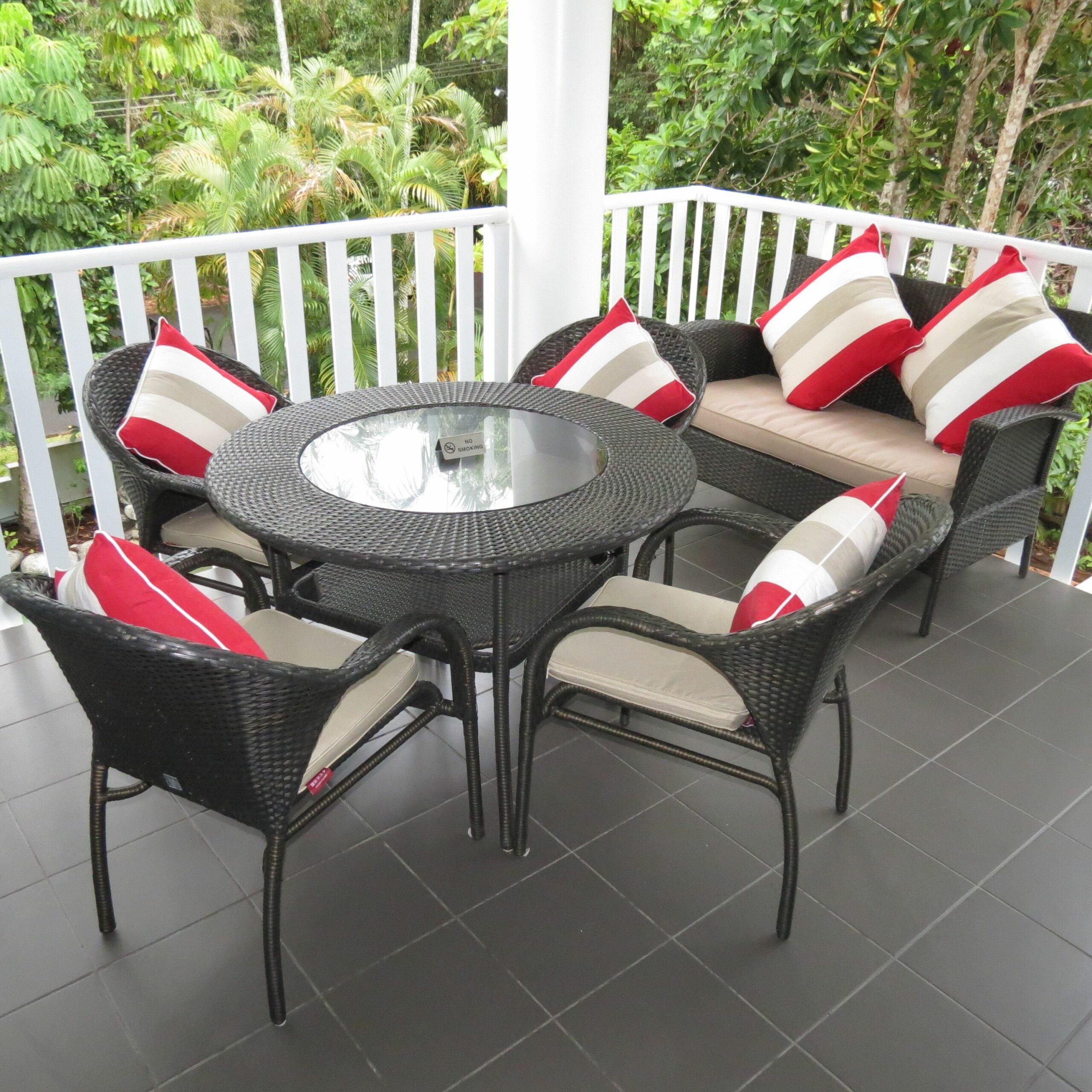 Port Douglas Outrigger Holiday Apartments