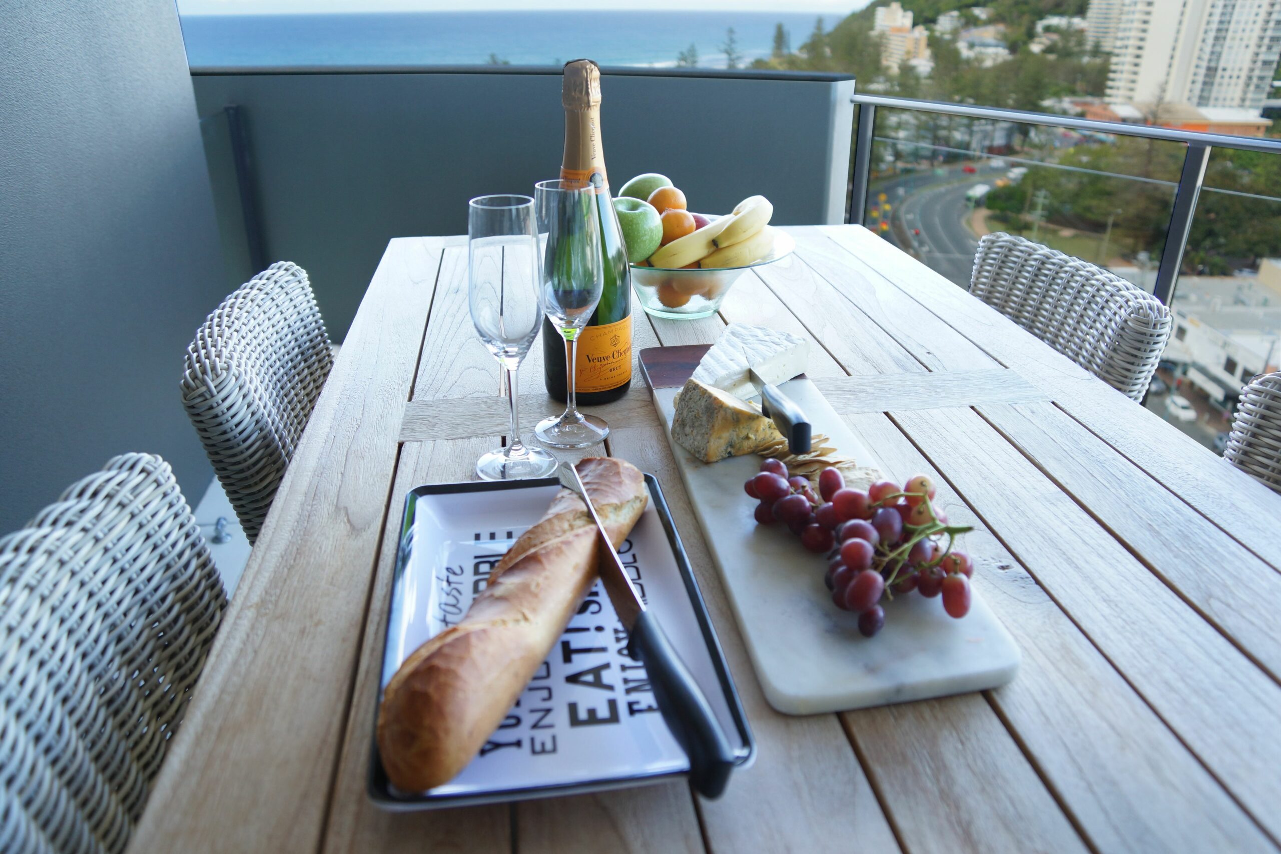 Ambience on Burleigh Beach