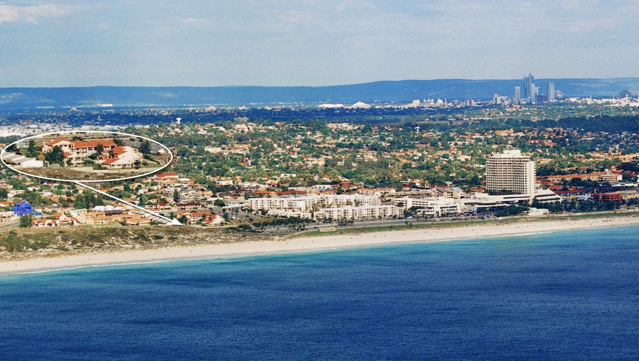 Scarborough & Absolutely Beachfront