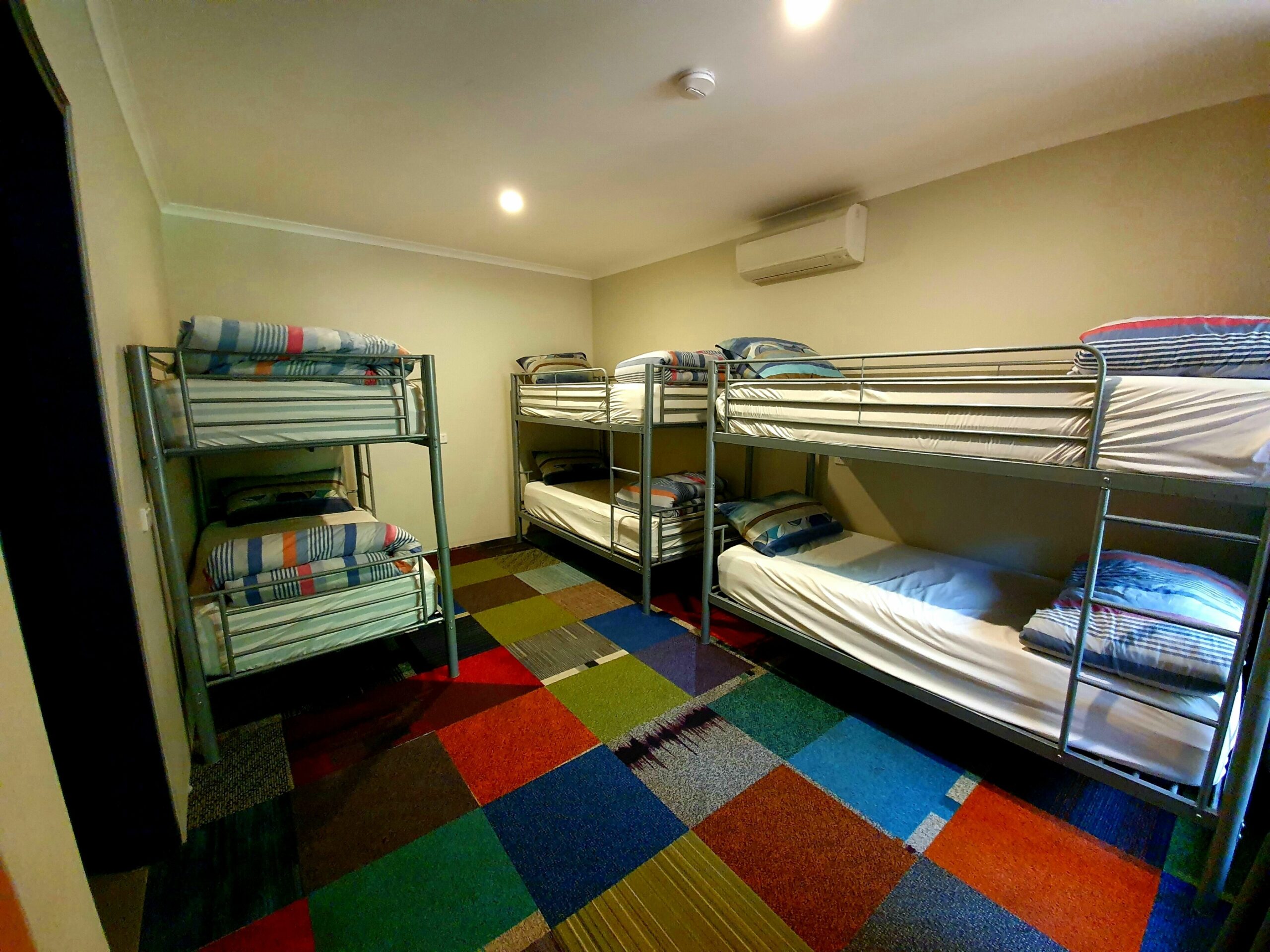 Jump Inn Alice Budget Accommodation