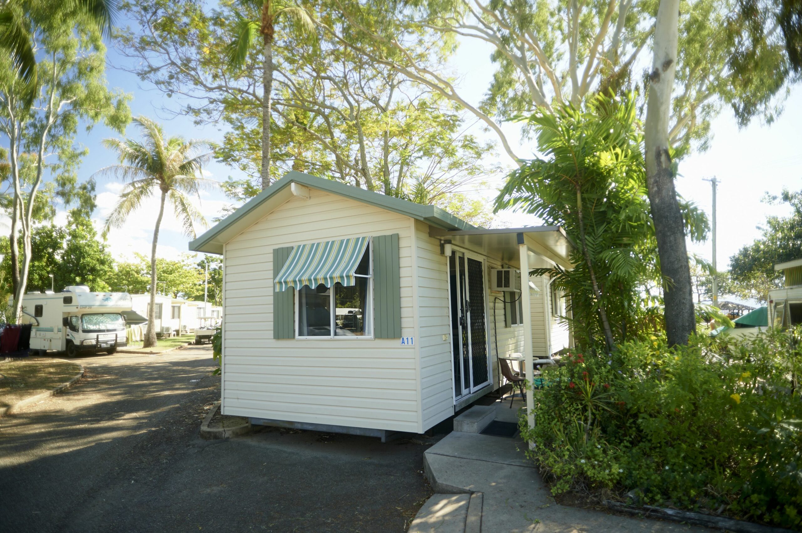 BIG4 Rowes Bay Beachfront Holiday Park