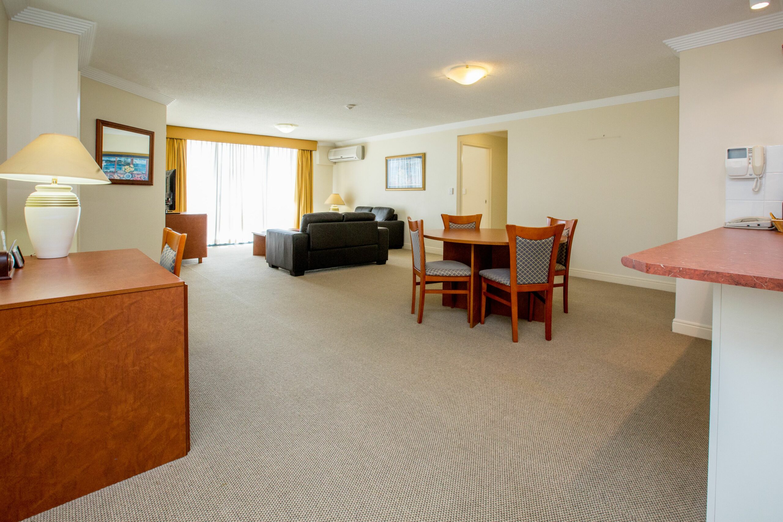 Springwood Tower Apartment Hotel