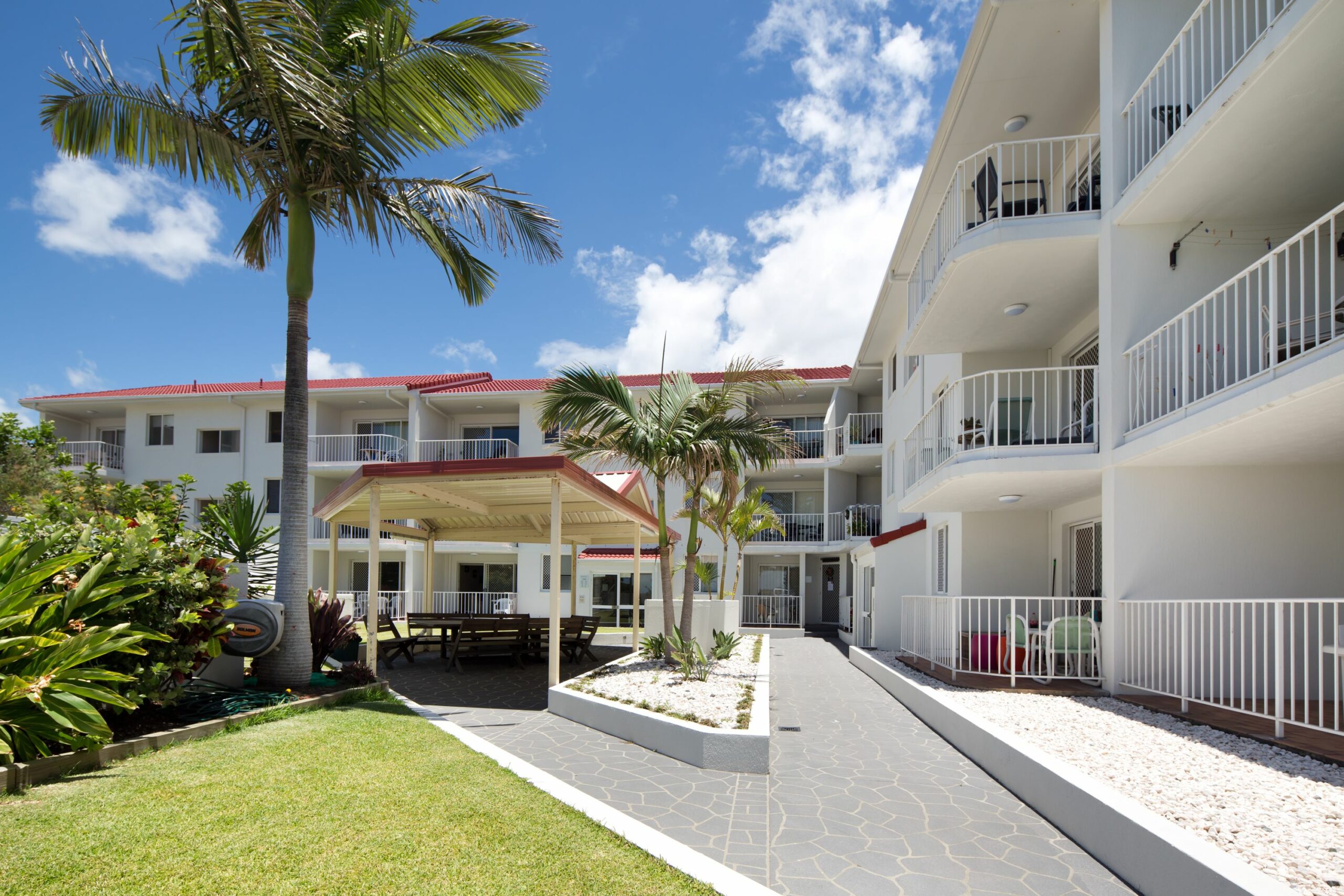 Burleigh Point Holiday Apartments