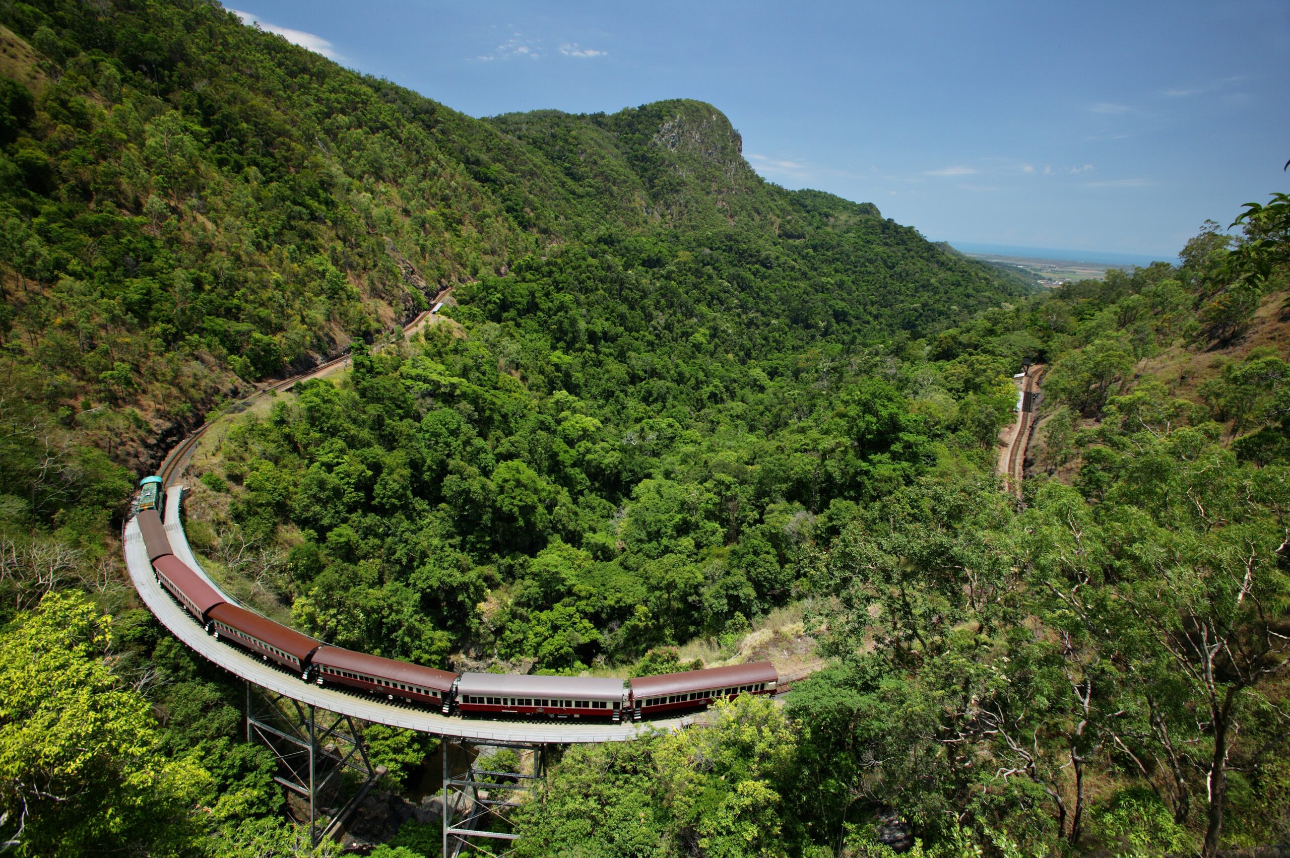 Kuranda: Scenic Rail, Rainforestation, Lunch and Skyrail (includes lunch) S-0945 Q-1530 XP