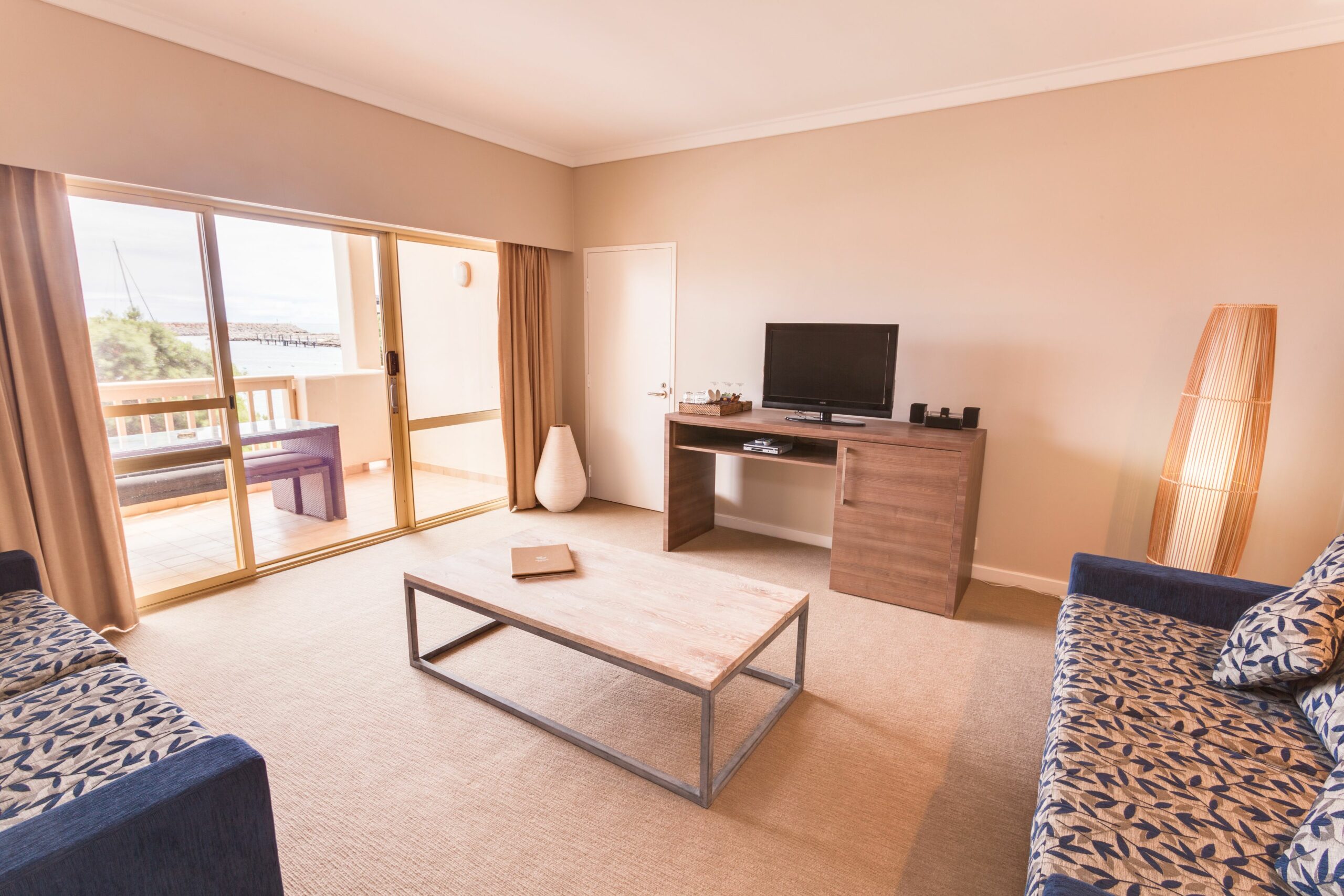 The Marina Hotel - Mindarie