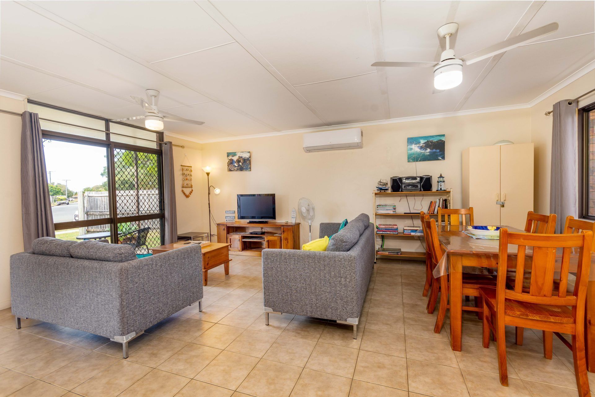 Pet Friendly Lowset Home With Room for a Boat, Wattle Ave, Bongaree