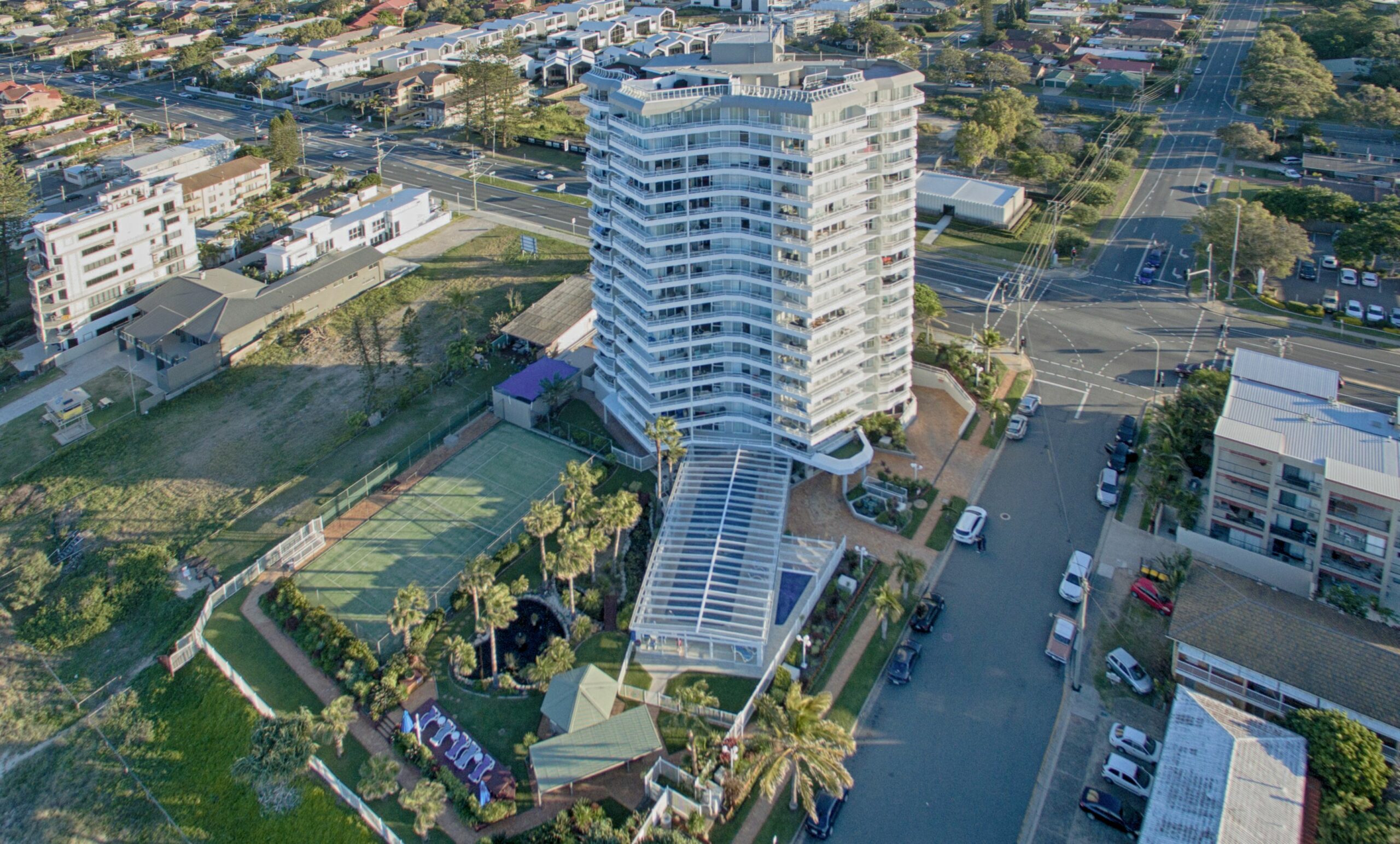 19th Avenue On The Beach