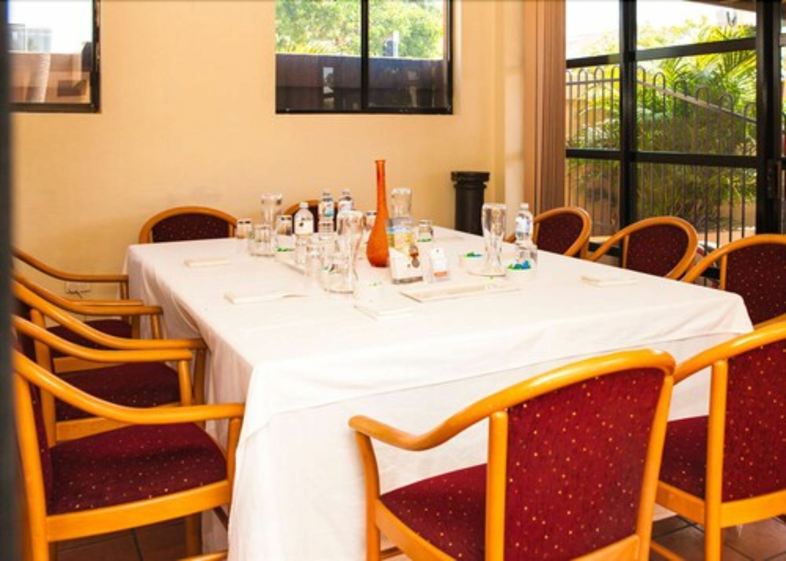 Pegasus Motor Inn and Serviced Apartments