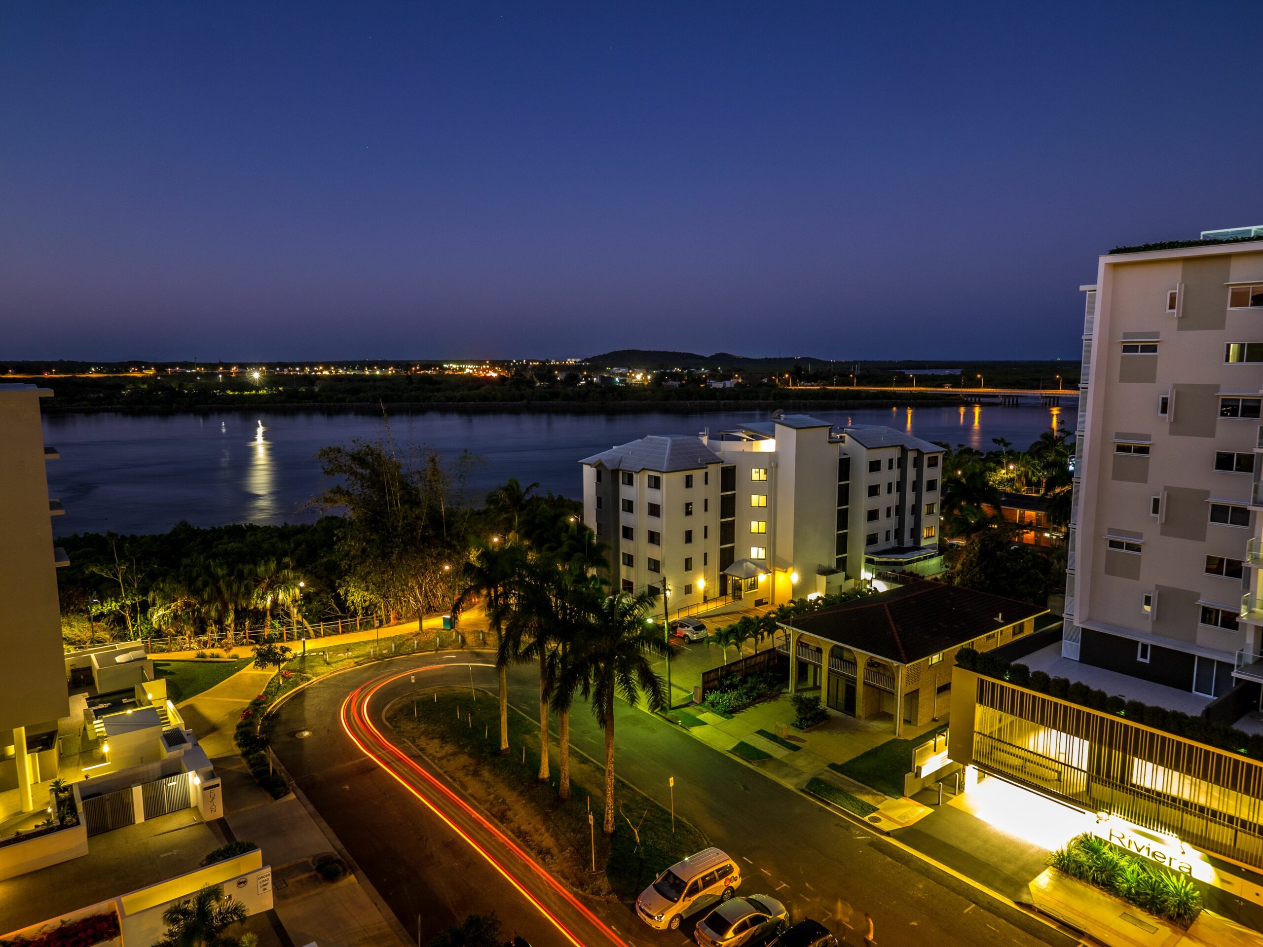 Lanai Riverside Apartments