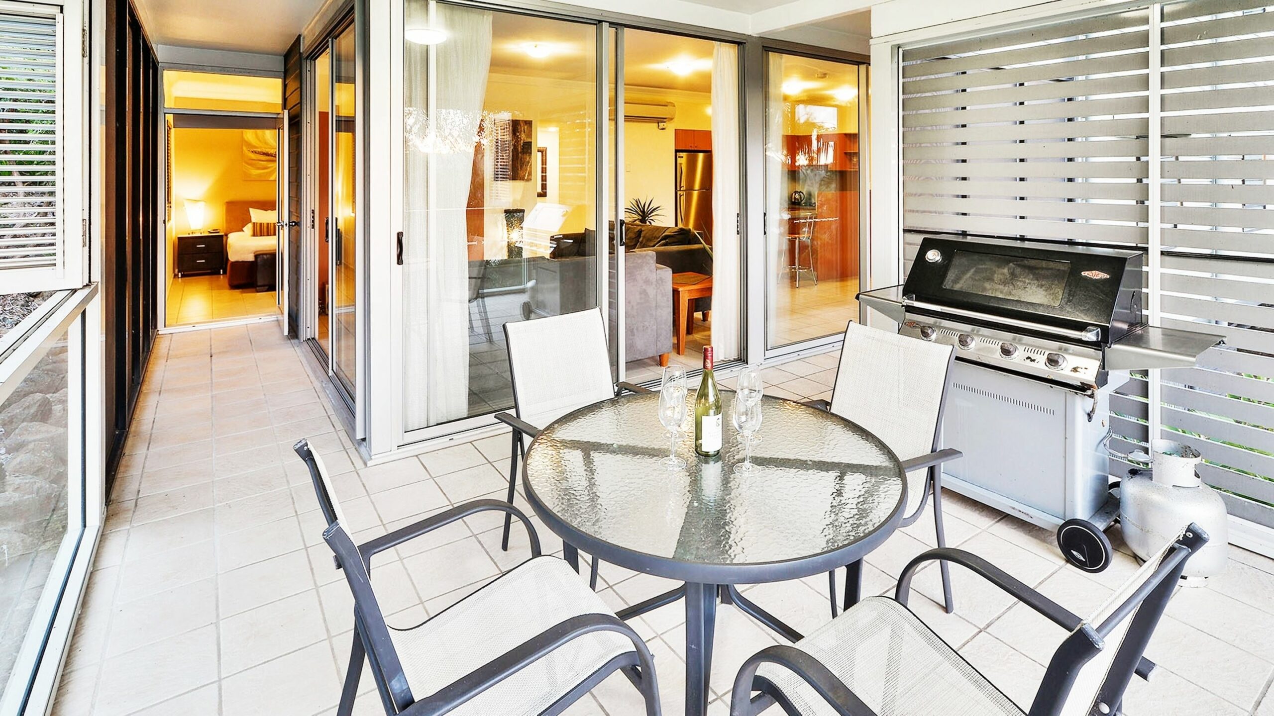 Oasis 1 Hamilton Island 2 Bedroom Apartment In Central Location With Golf Buggy