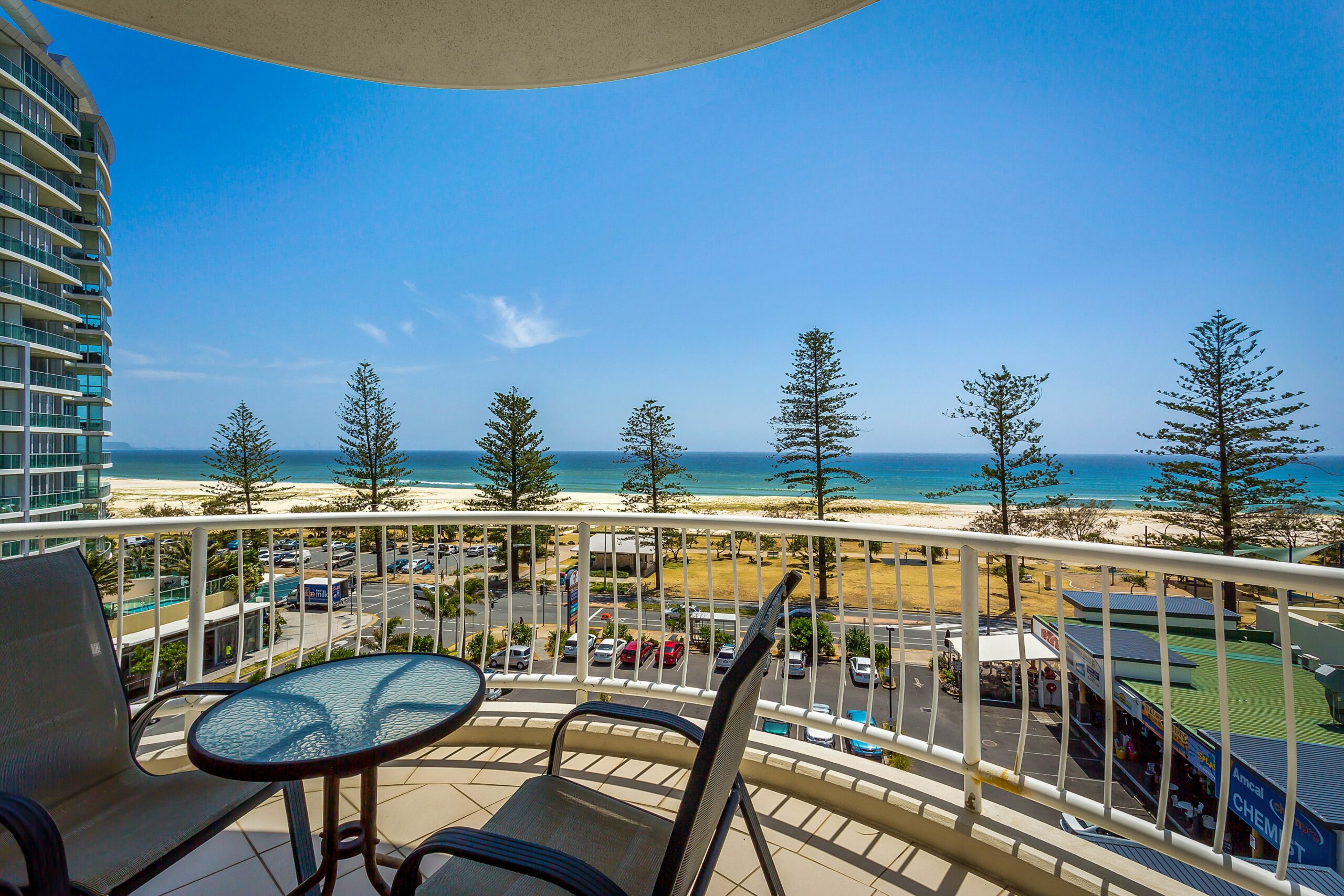 Kirra Beach Apartments