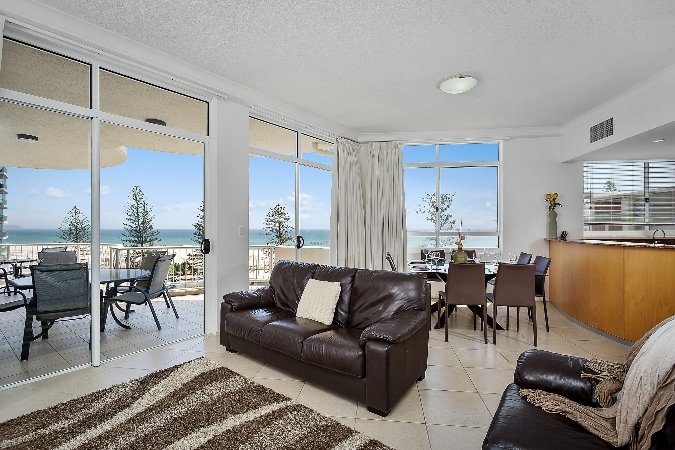 Kirra Beach Apartments