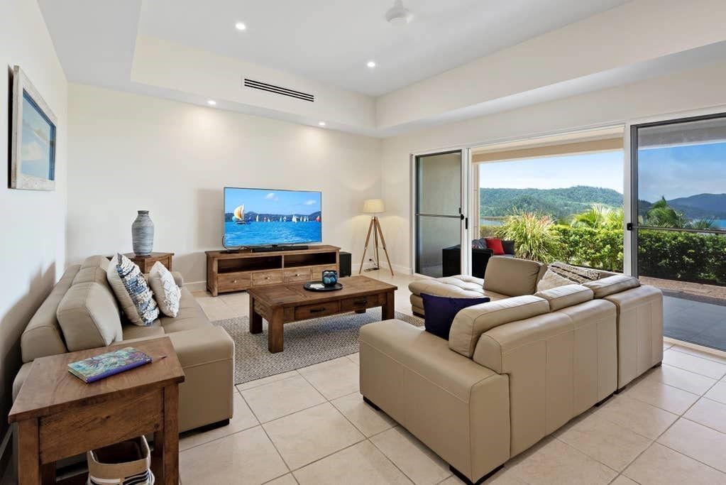 La Bella Waters 8 - Beautiful Seaview Property on Hamilton Island