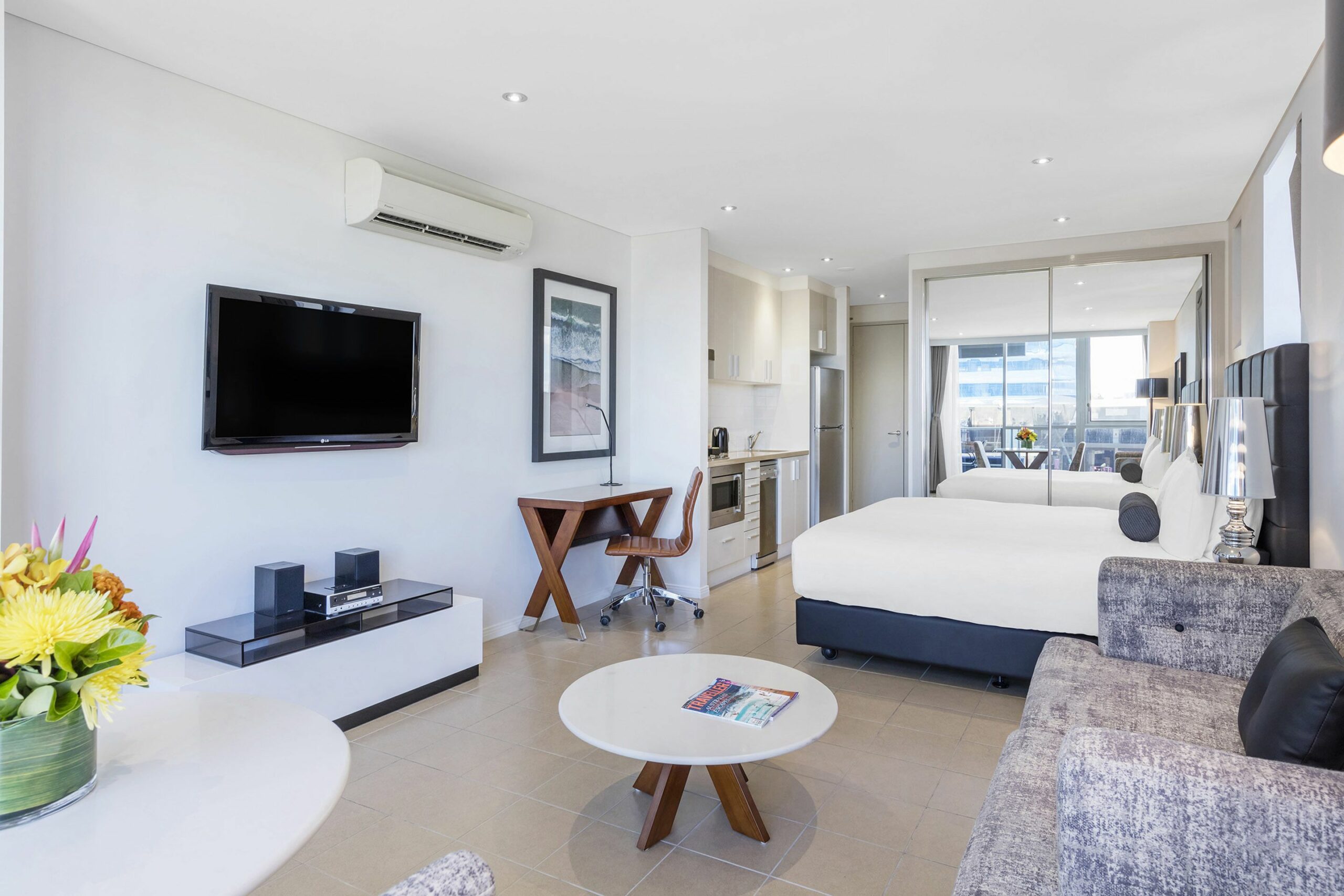 Meriton Suites Broadbeach, Gold Coast