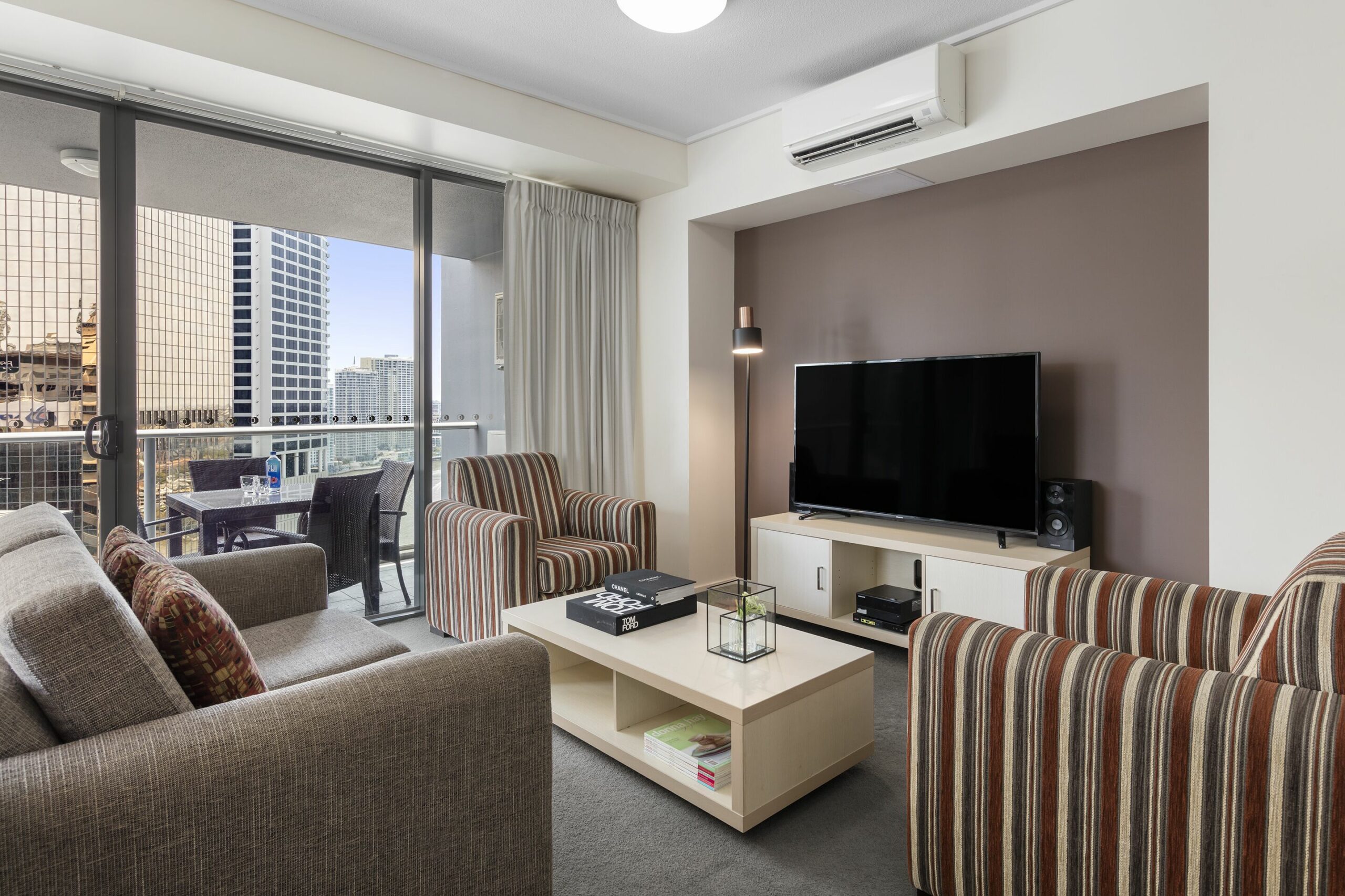 Oaks Brisbane on Felix Suites