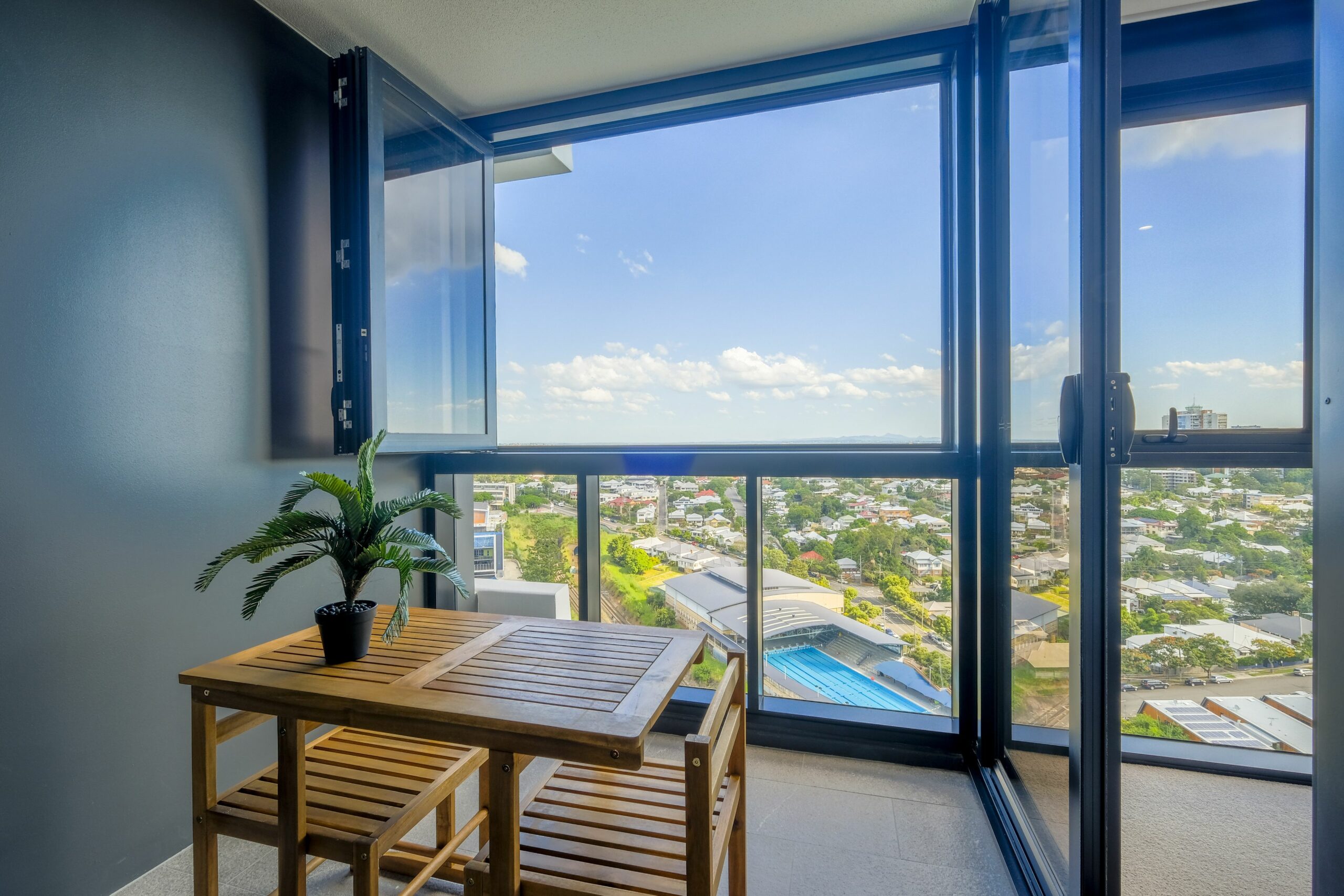 Homely Apartments in Southbank