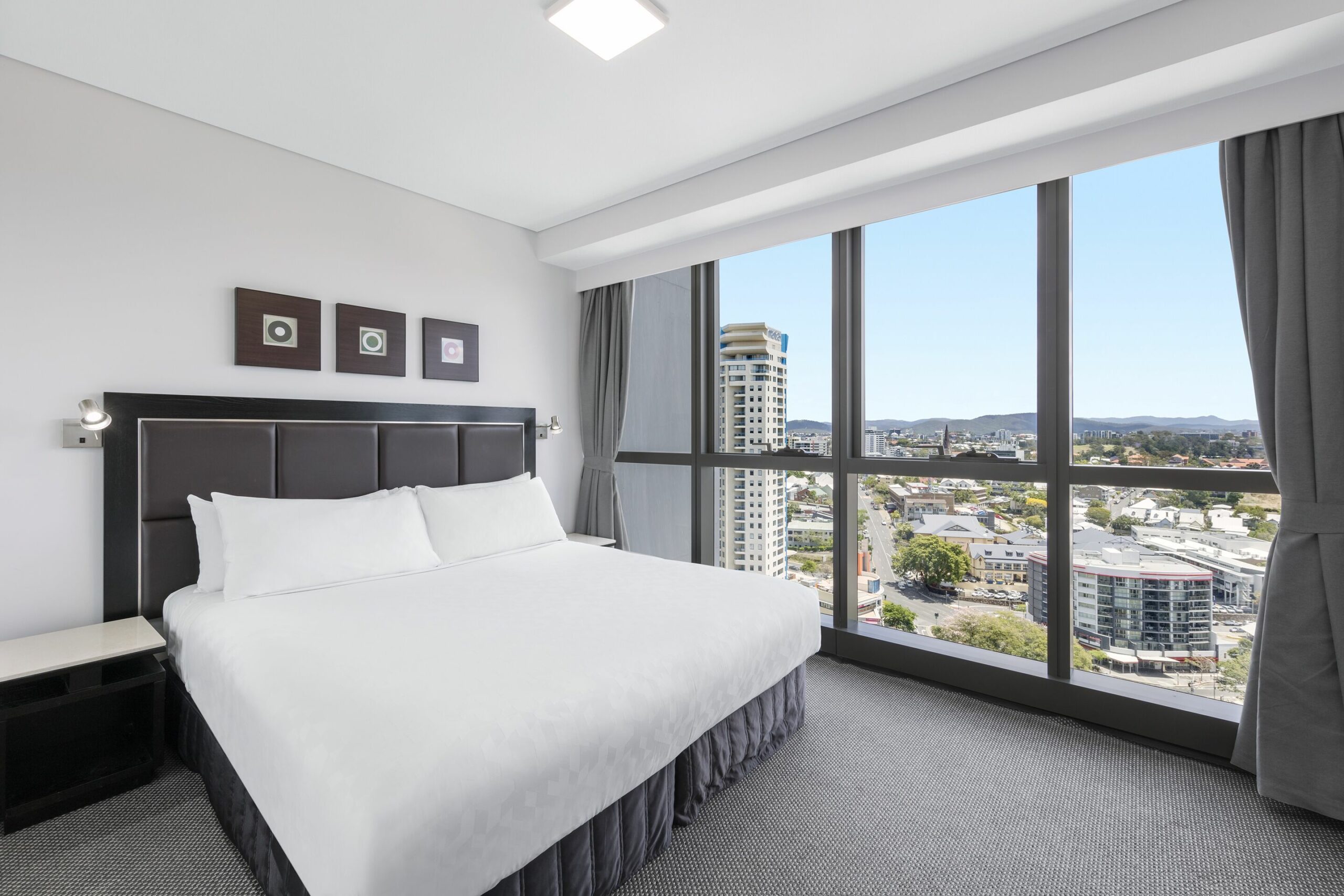 Meriton Suites Adelaide Street, Brisbane