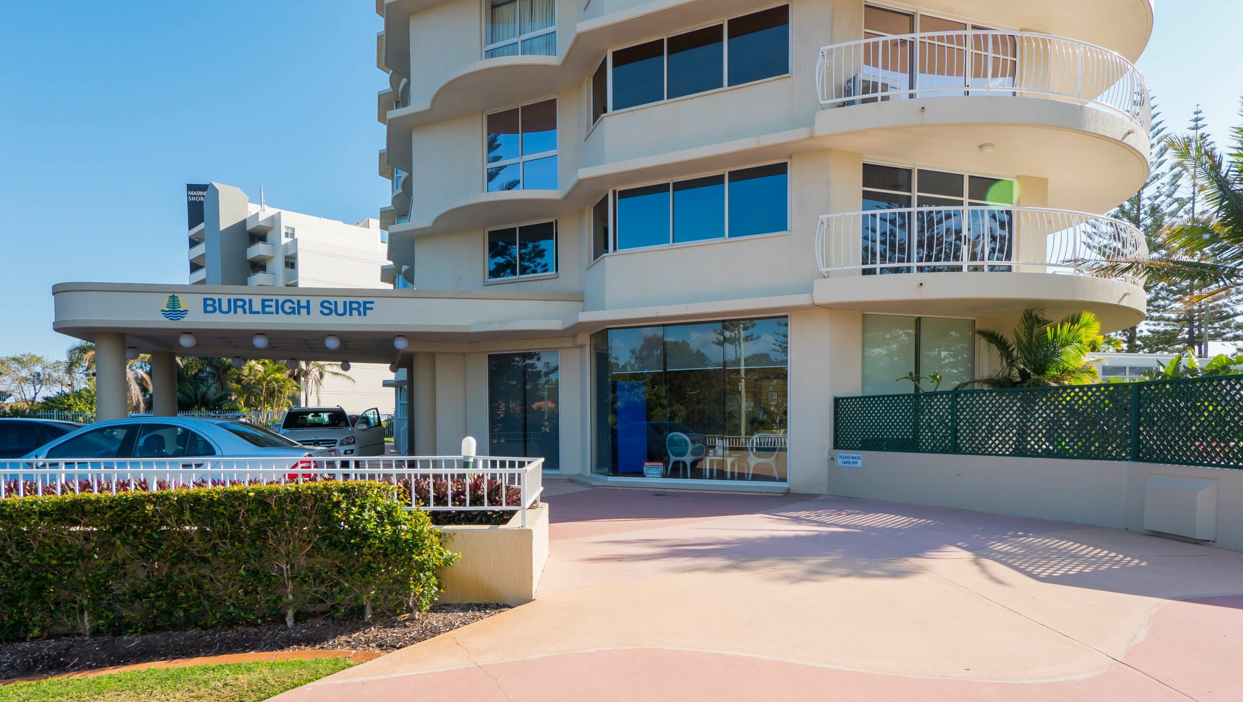 Burleigh Surf Apartments