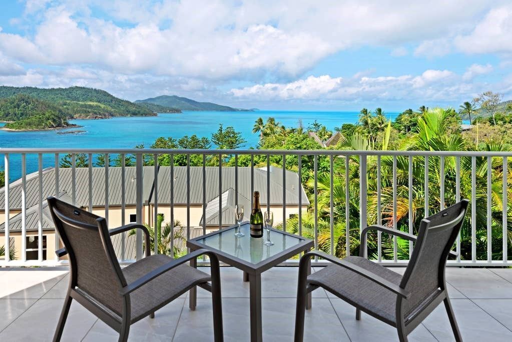 La Bella Waters 8 - Beautiful Seaview Property on Hamilton Island