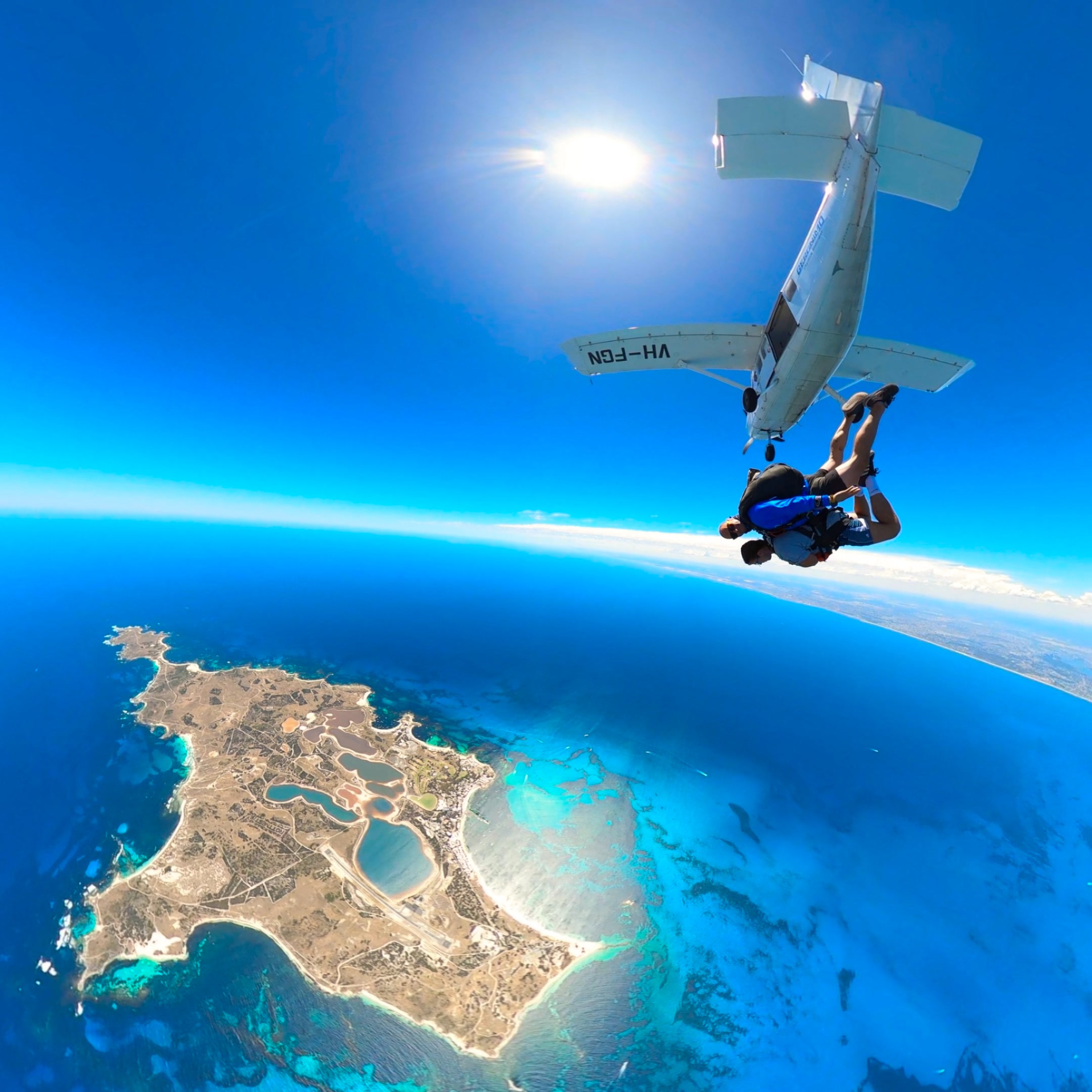 14,000ft Rottnest Island Tandem Skydive