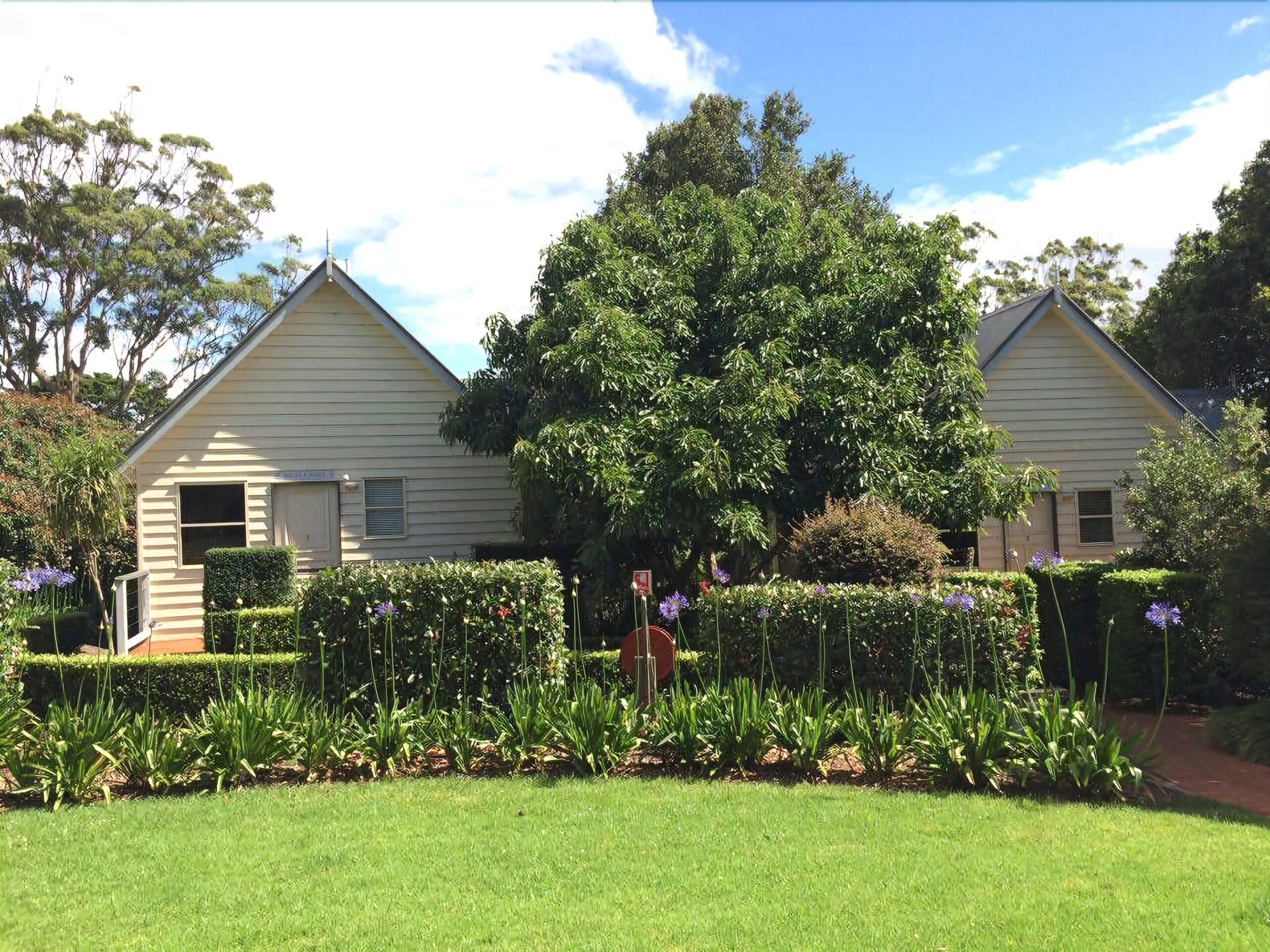 Tamborine Gardens