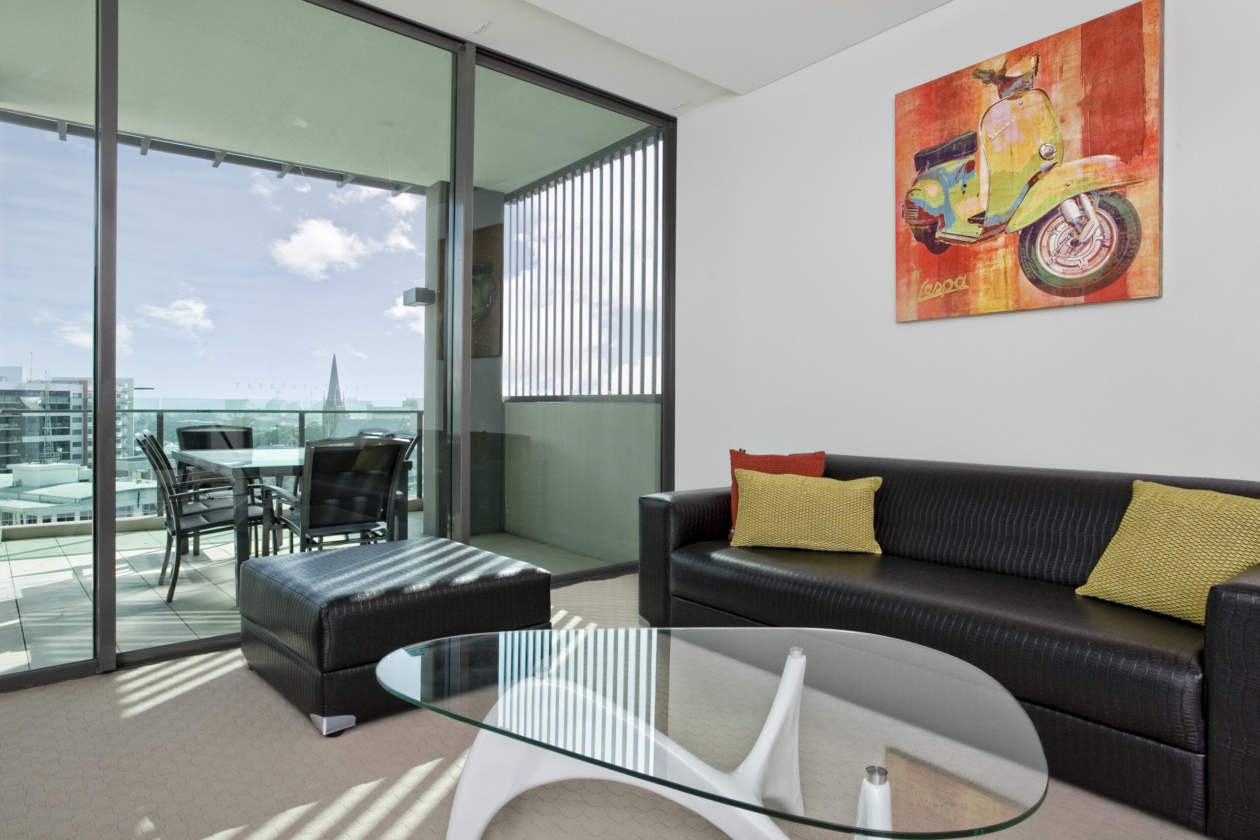 Quattro on Astor Apartments Brisbane by Restt