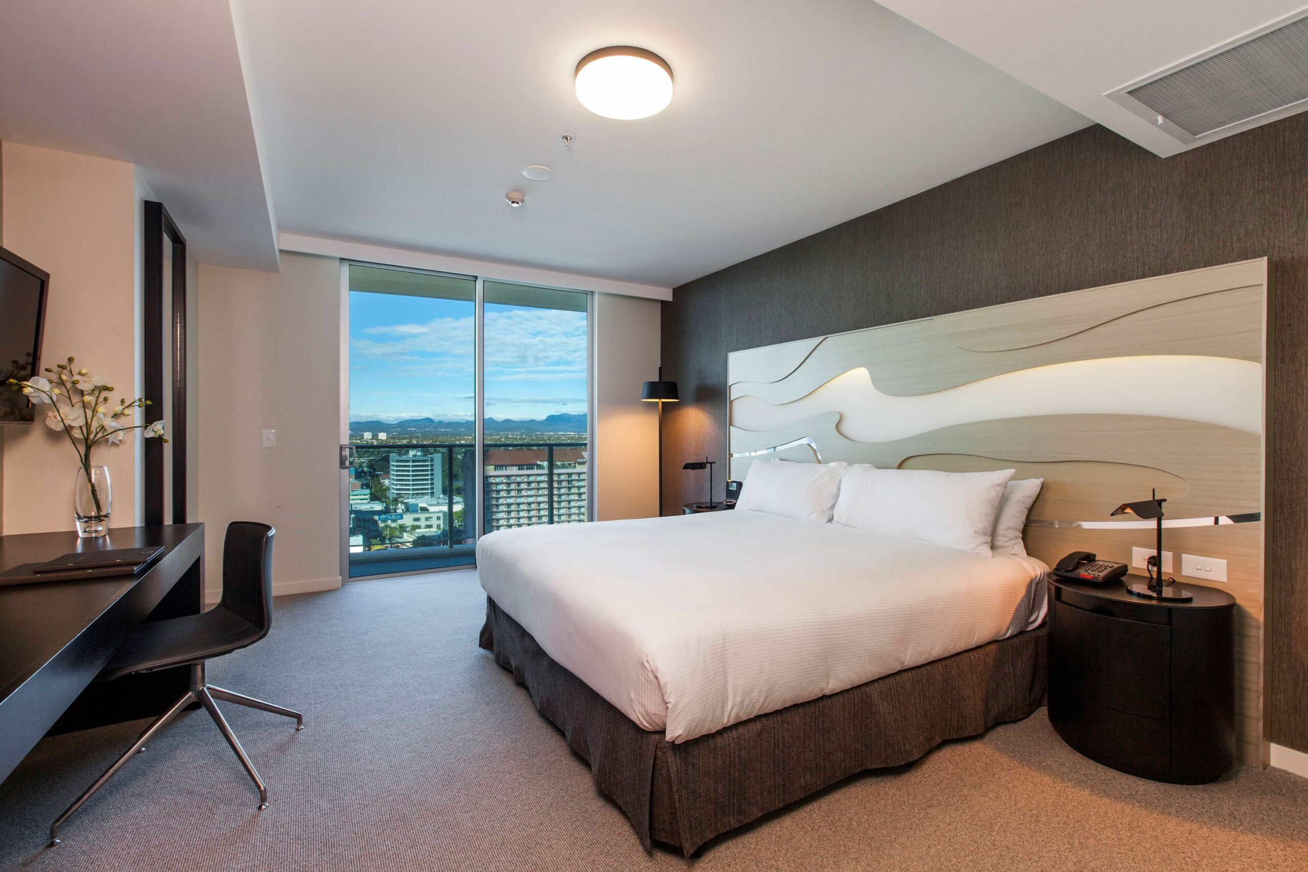 Hilton Surfers Paradise Hotel and Residences