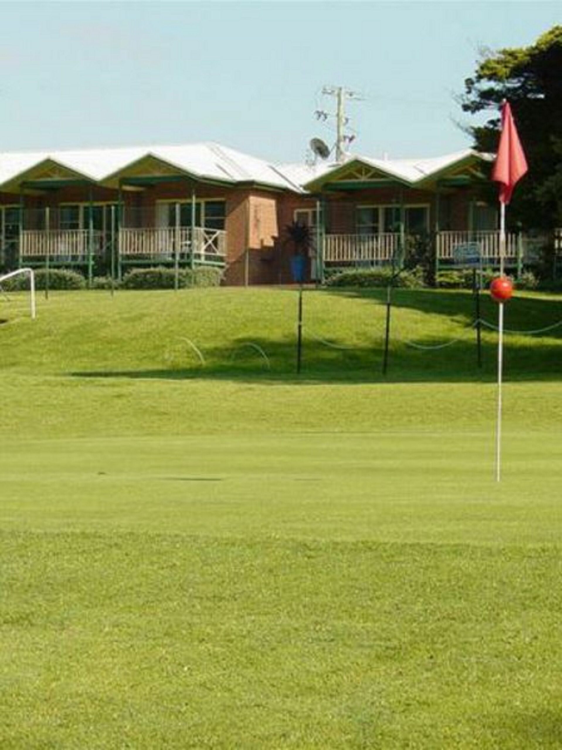 Tenterfield Golf Club Fairways Lodge