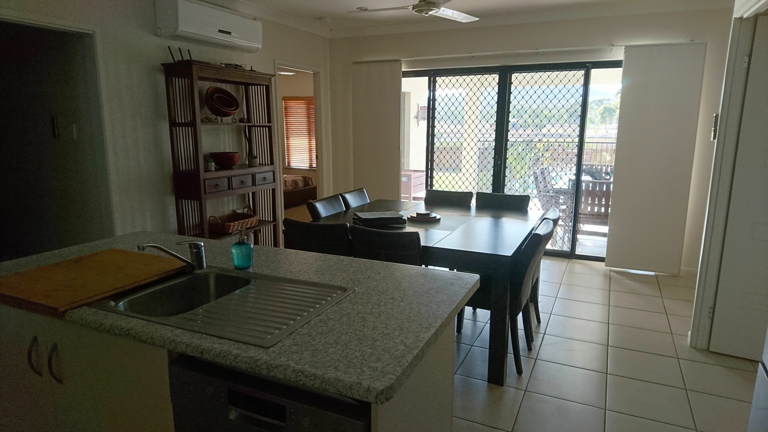 Palm Lakeside - Bowen, Whitsundays Free Wifi/netflix Private Cool Luxury