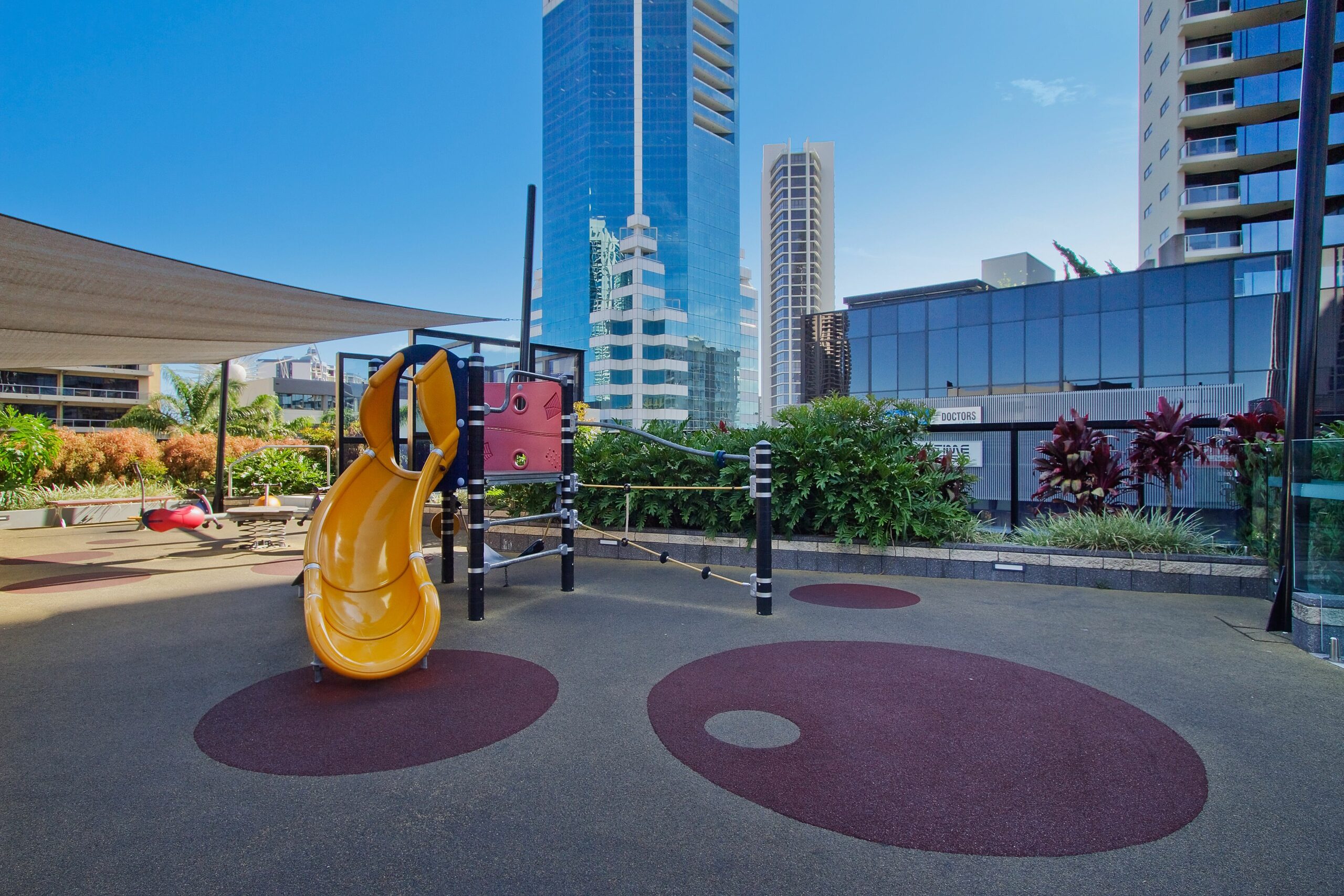 Circle on Cavill Surfers Paradise - GCLR