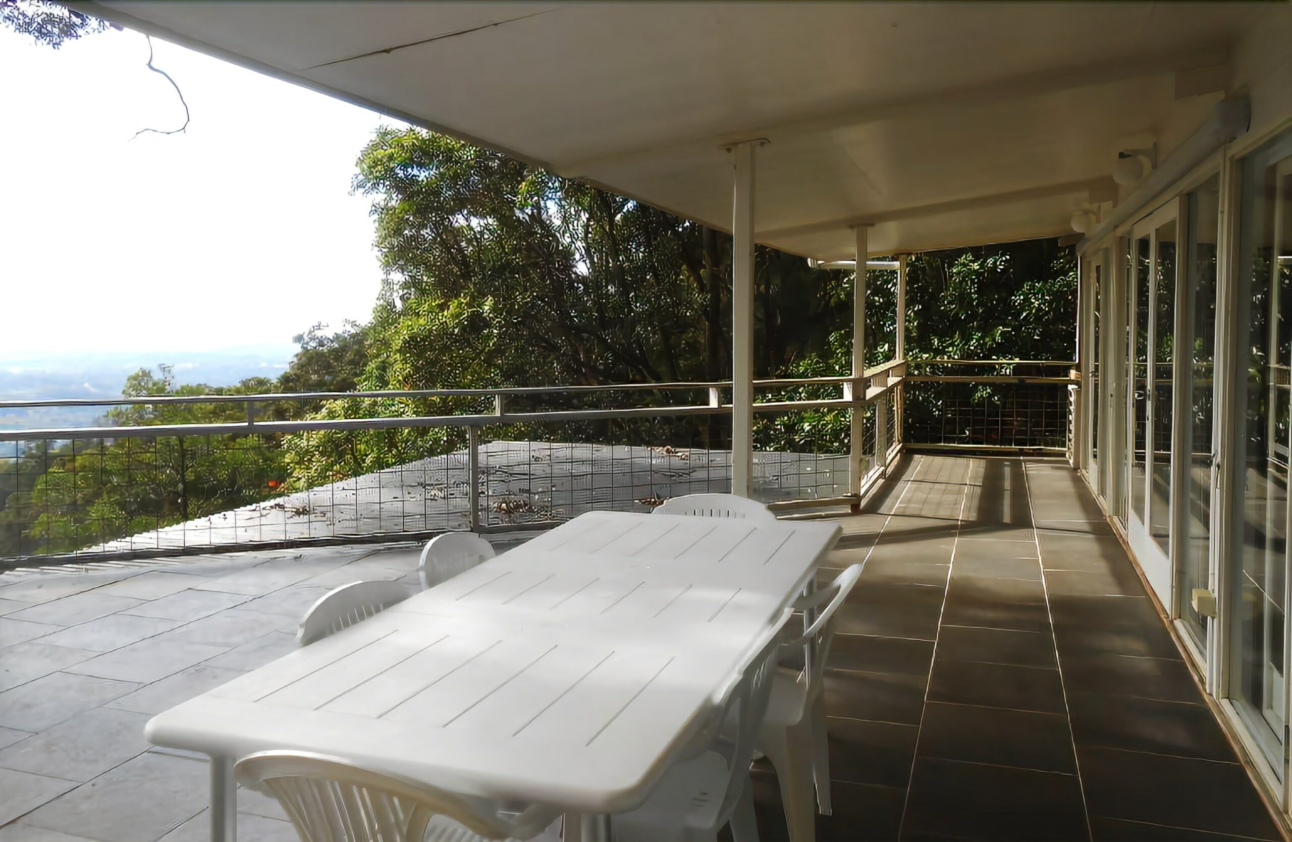 Treetops Accommodation Montville