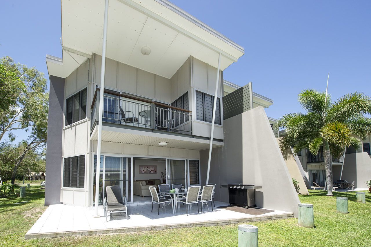 Magnetic Docks Townhouse 9