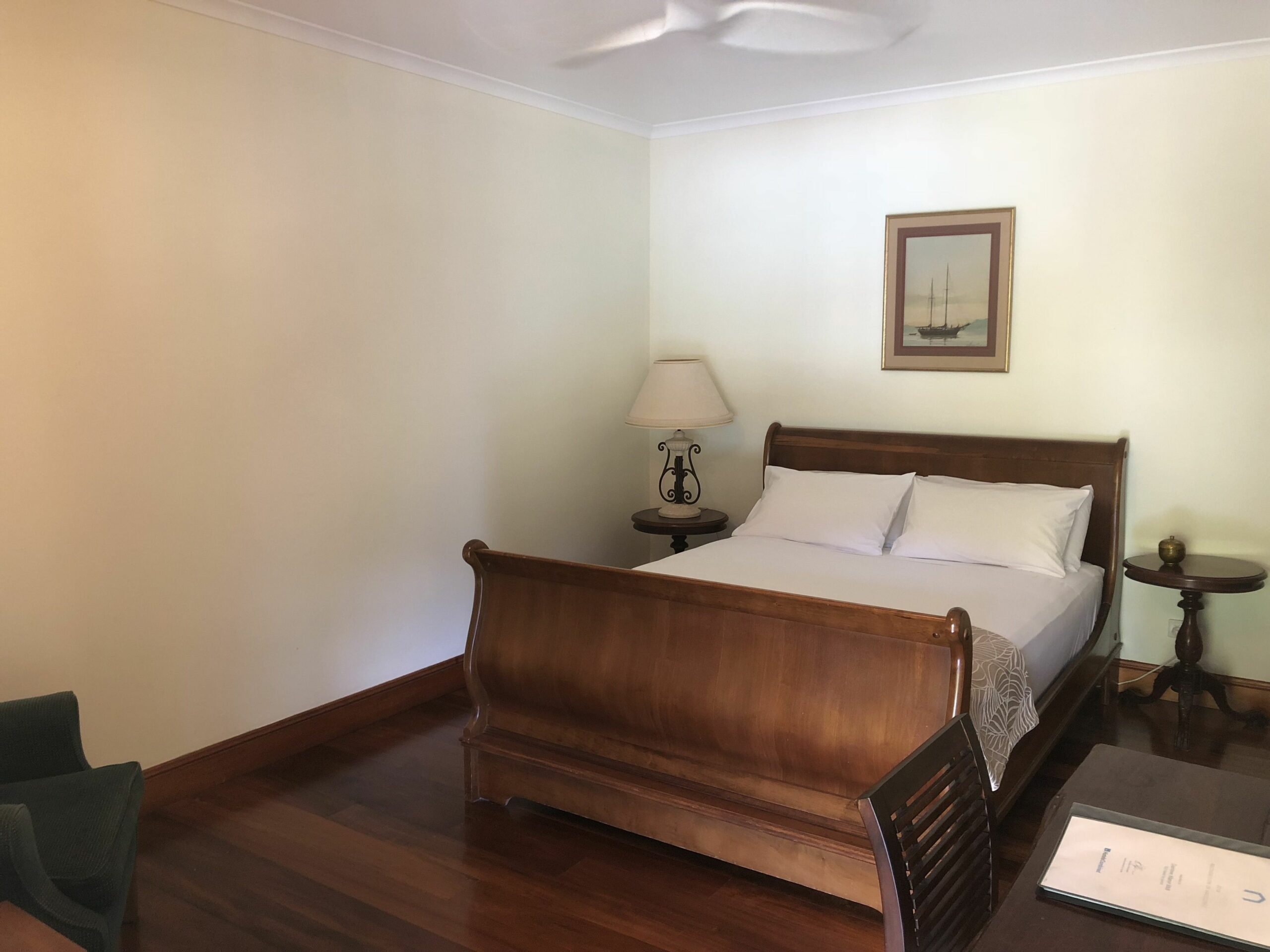 Daintree Manor Bed & Breakfast