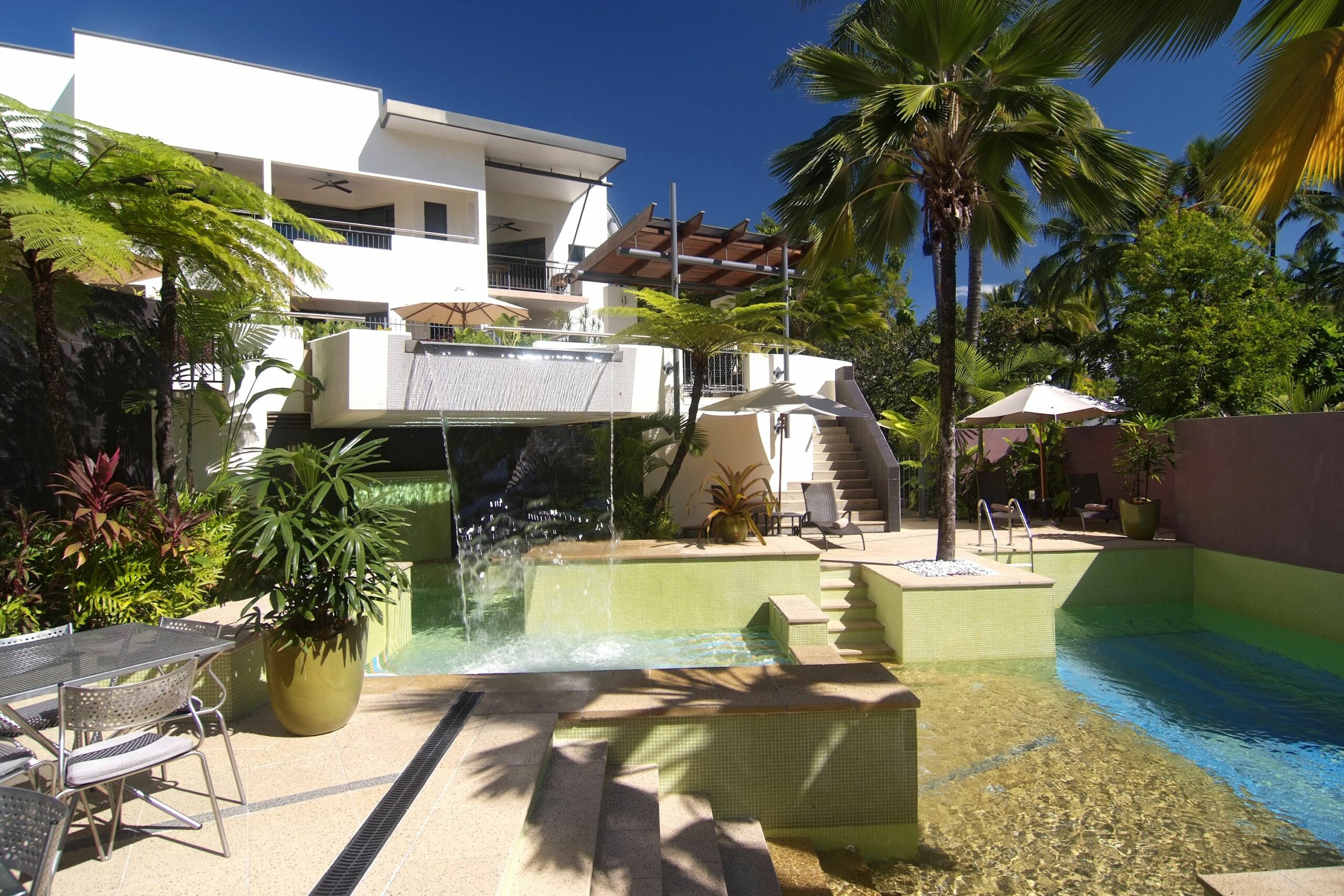 Seascape Holidays - Peninsula Apartments