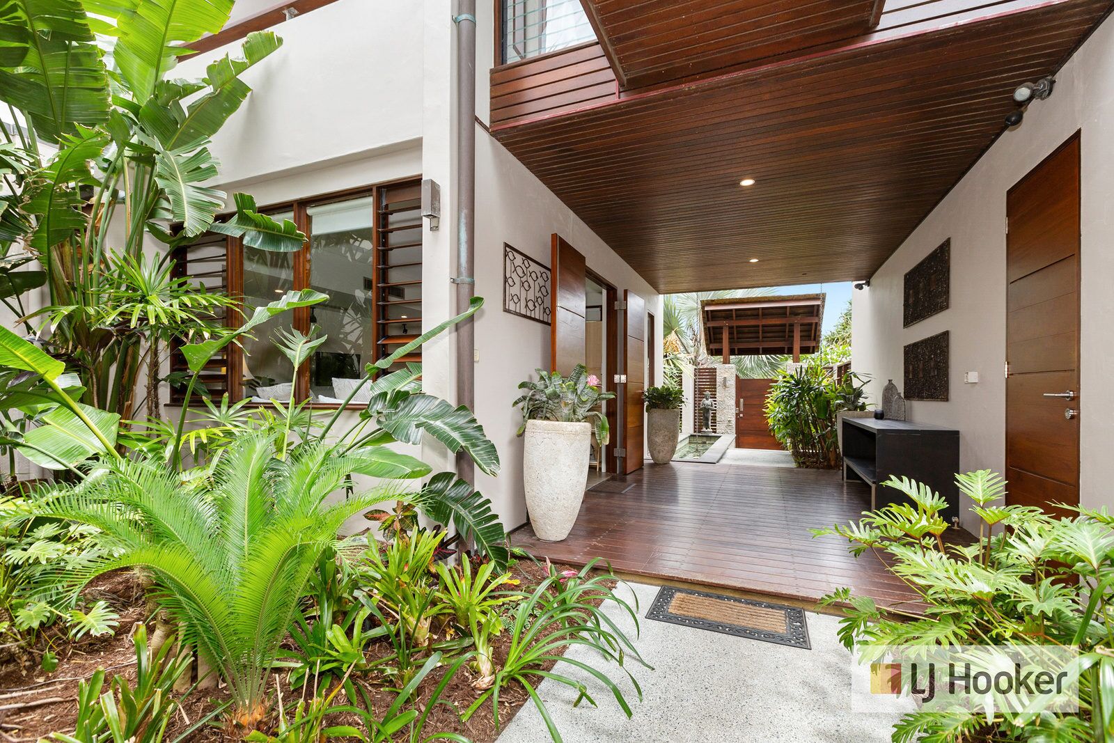 Kingscliff Balinese Beachfront Retreat