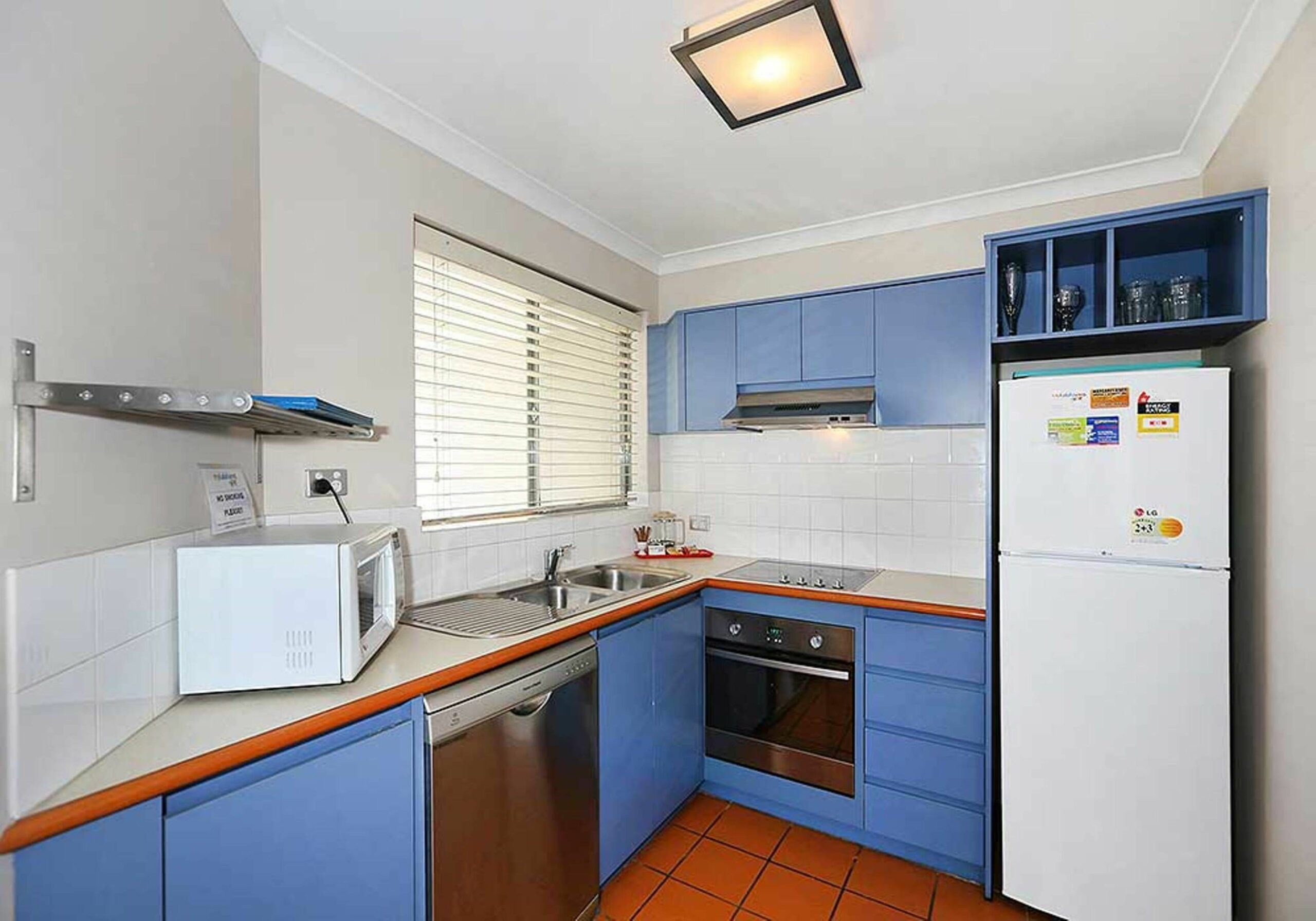 Scarborough Beach Front Resort - Shell 7