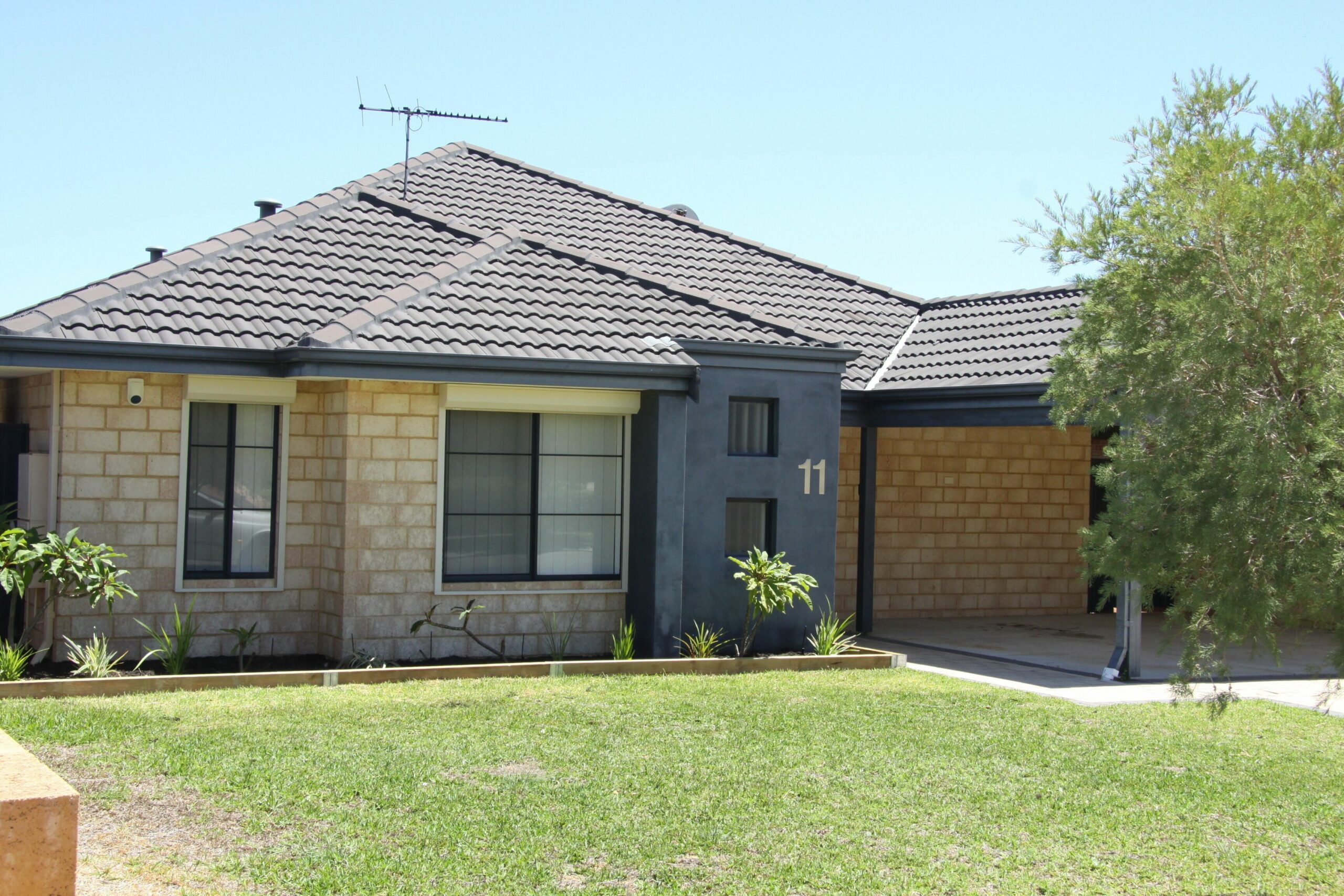 Byford House on the Scarp