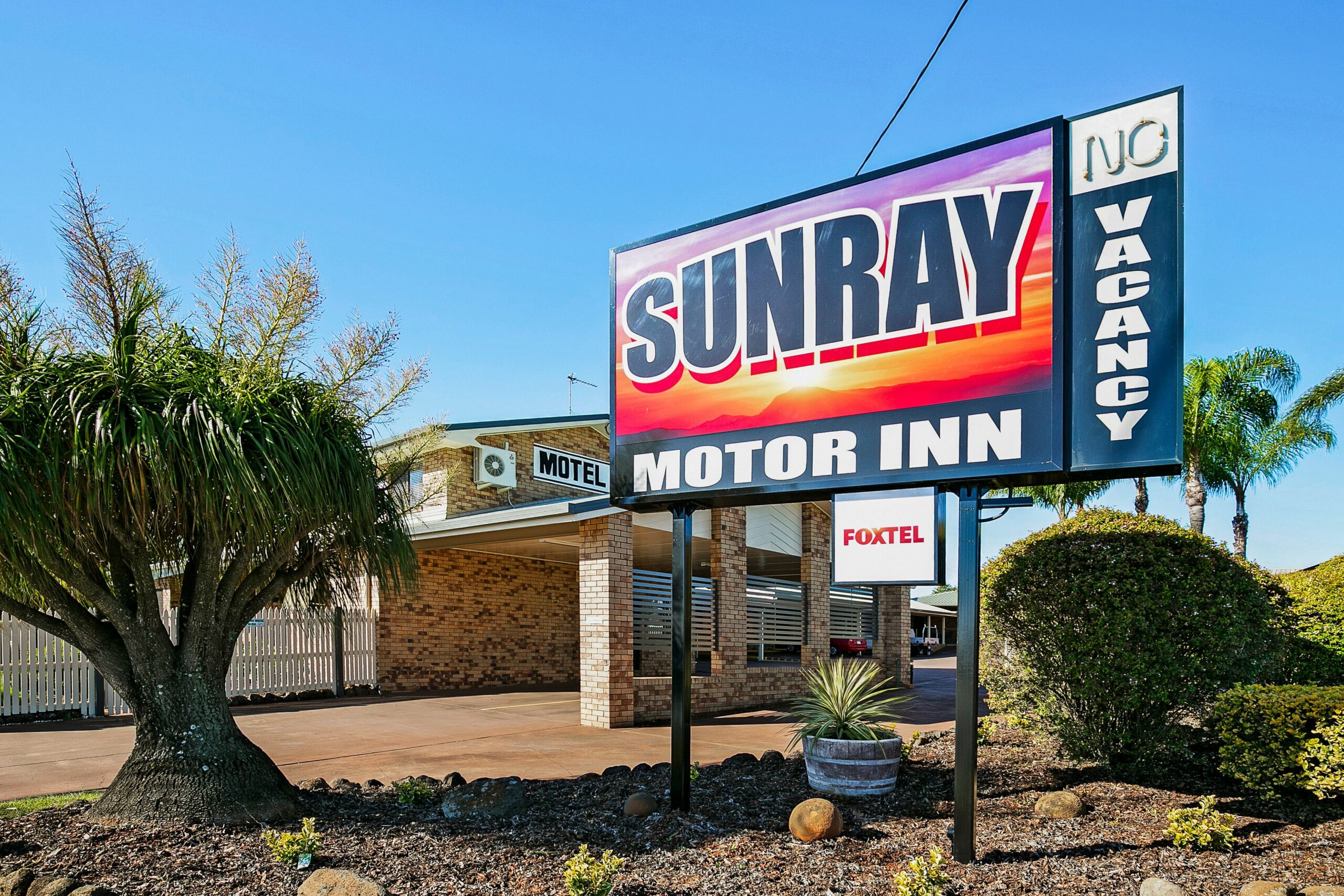 Sunray Motor Inn