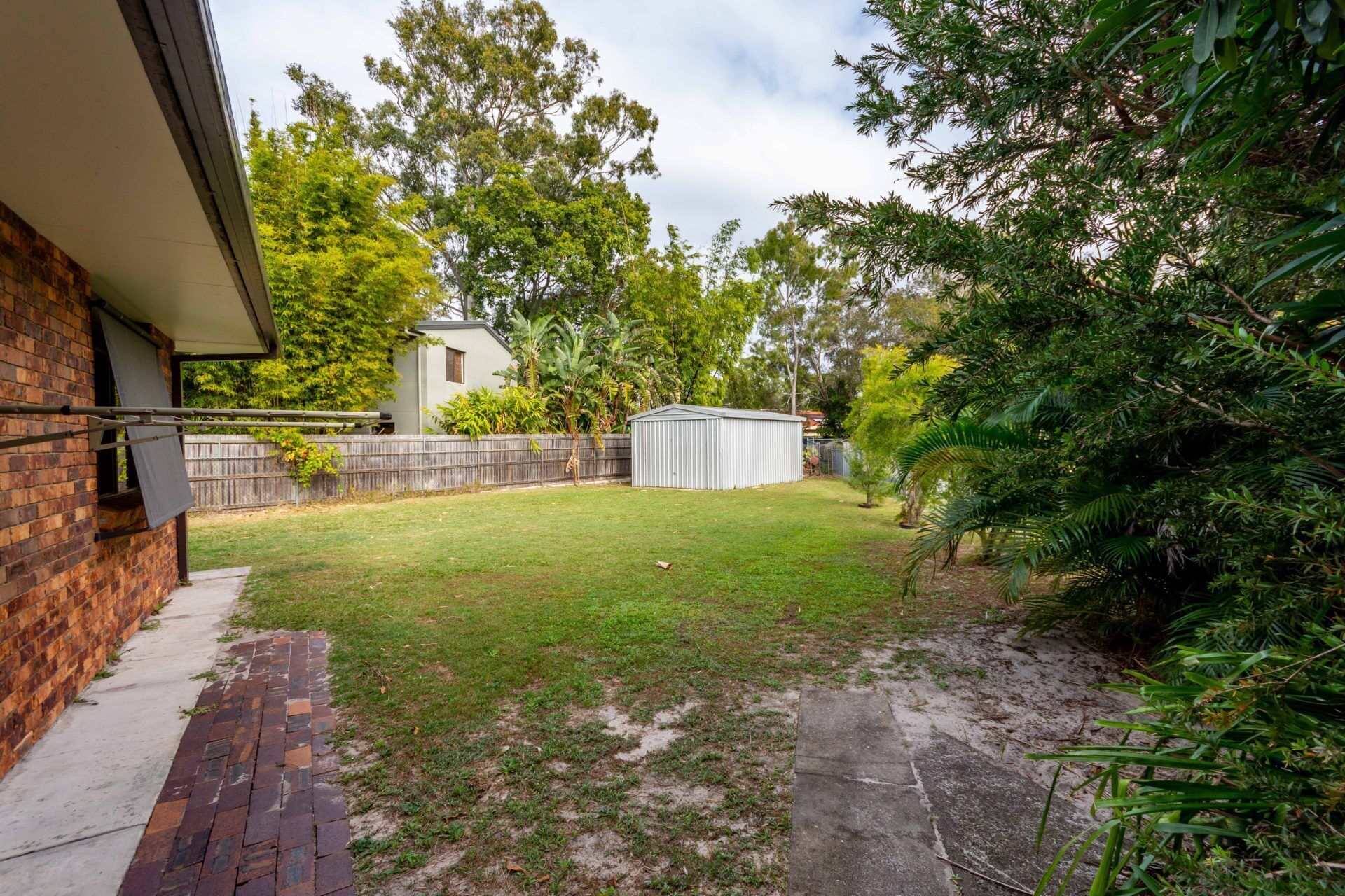 Pet Friendly Lowset Home With Room for a Boat, Wattle Ave, Bongaree