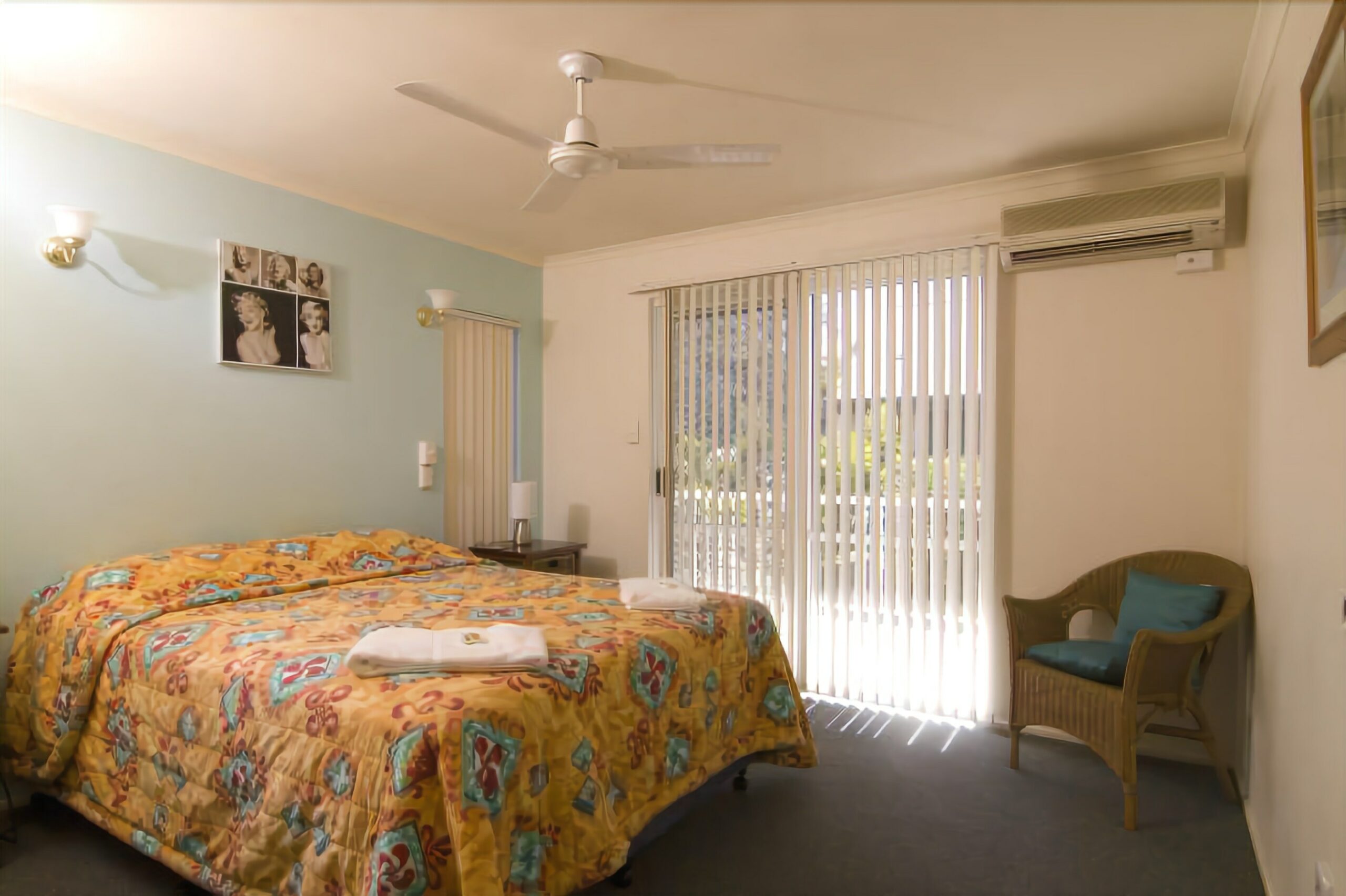 Bayshores Holiday Apartments