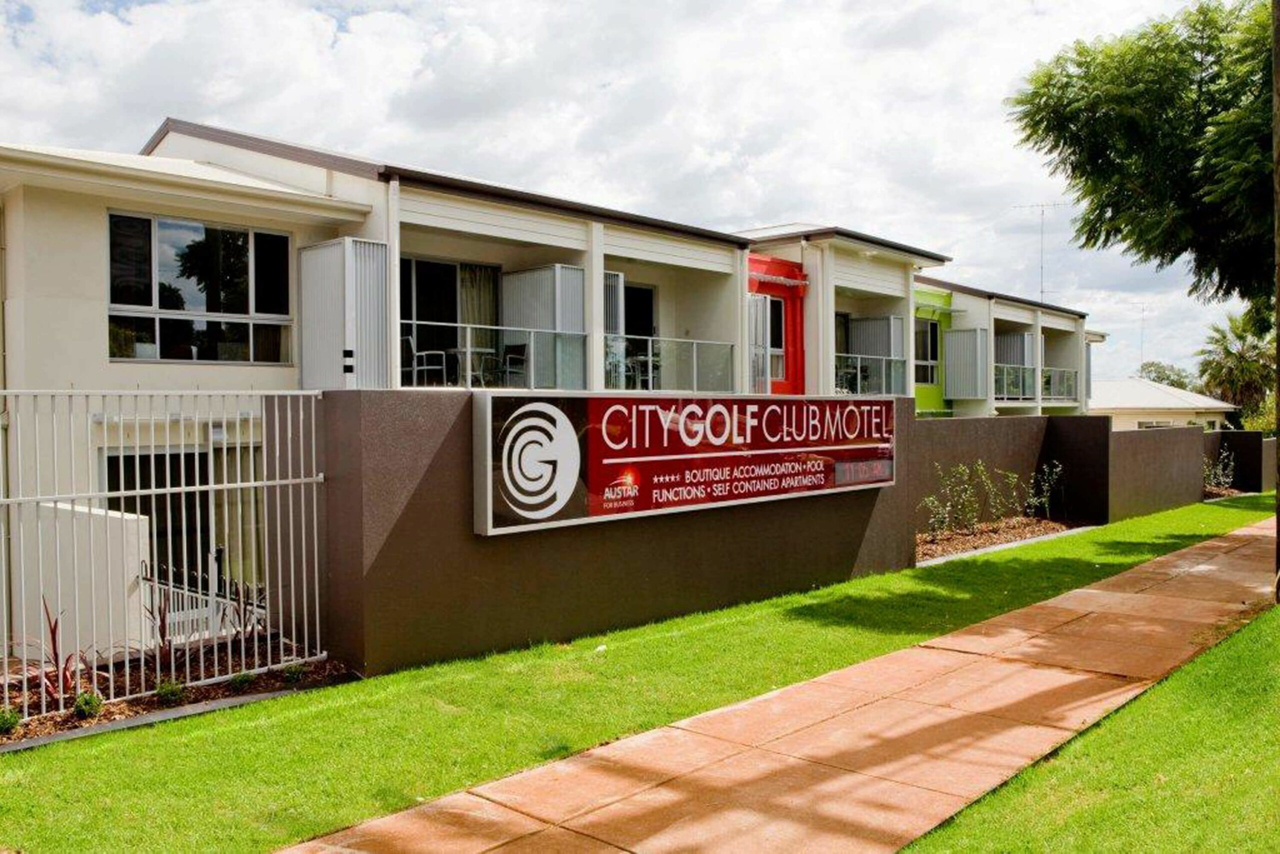 City Golf Club Motel