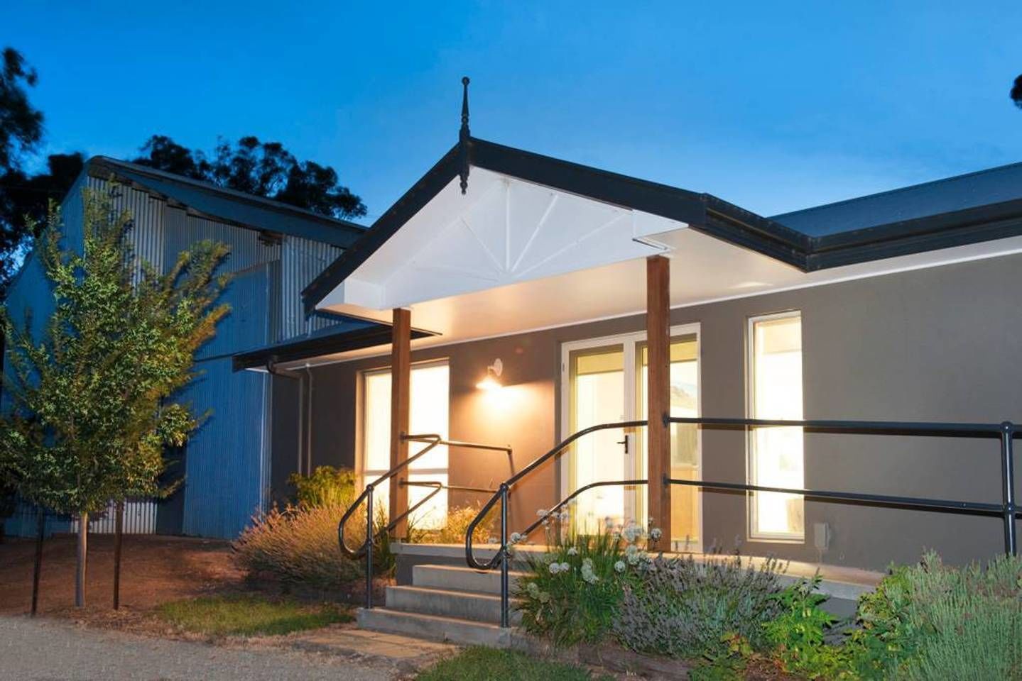 Peppertree Hill Luxury Farm Accomodation