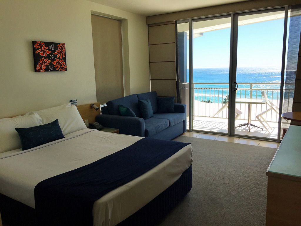 Stradbroke Island Beach Hotel