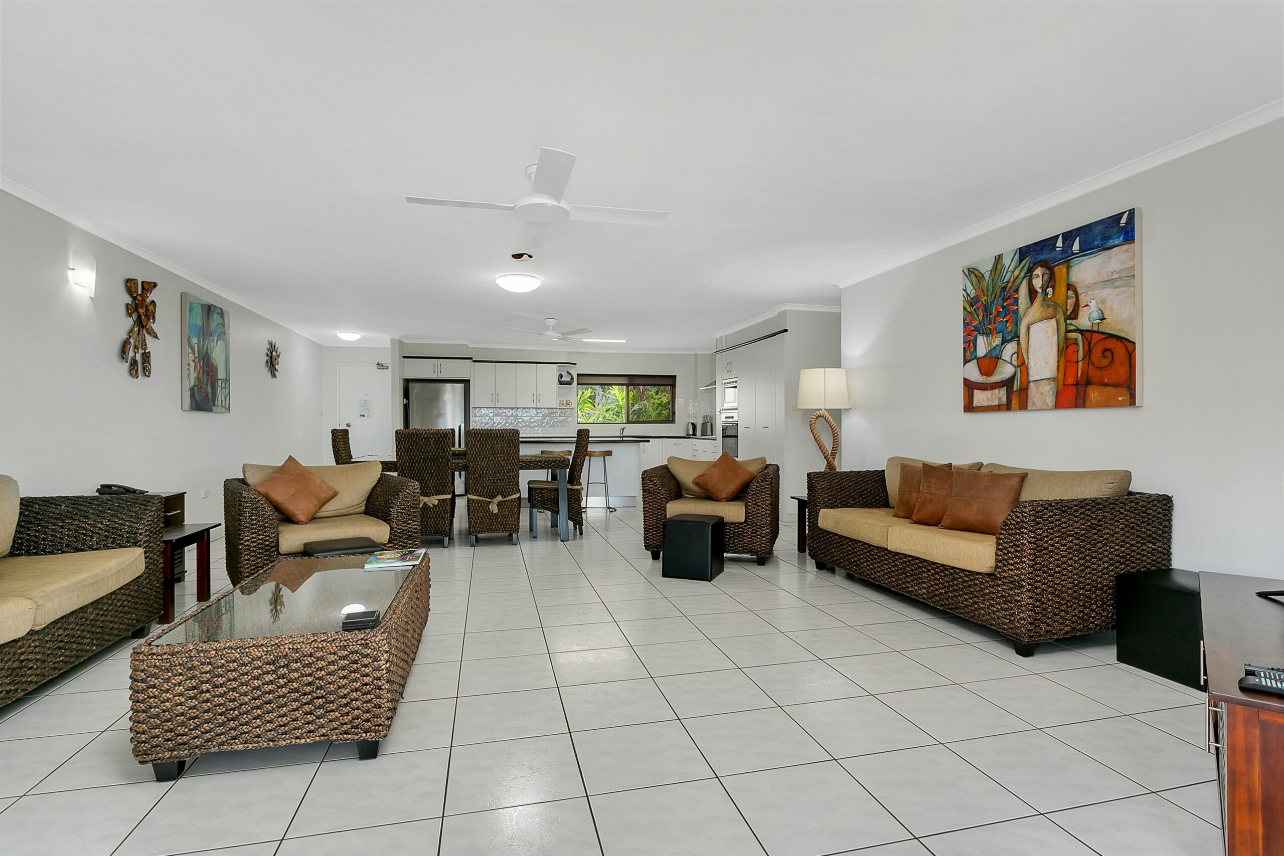 Roydon Beachfront Apartments