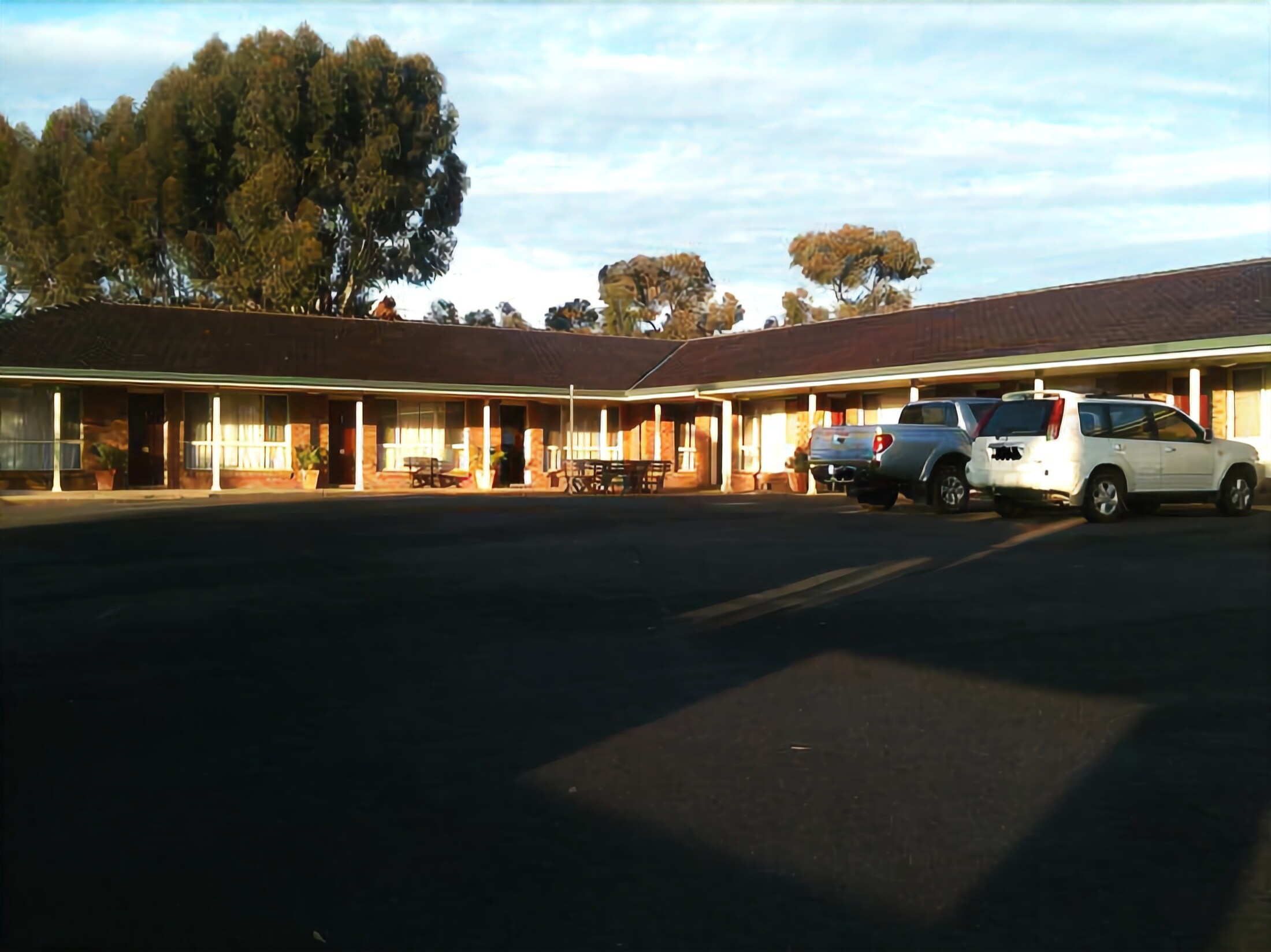 Cobar Town and Country Motor Inn