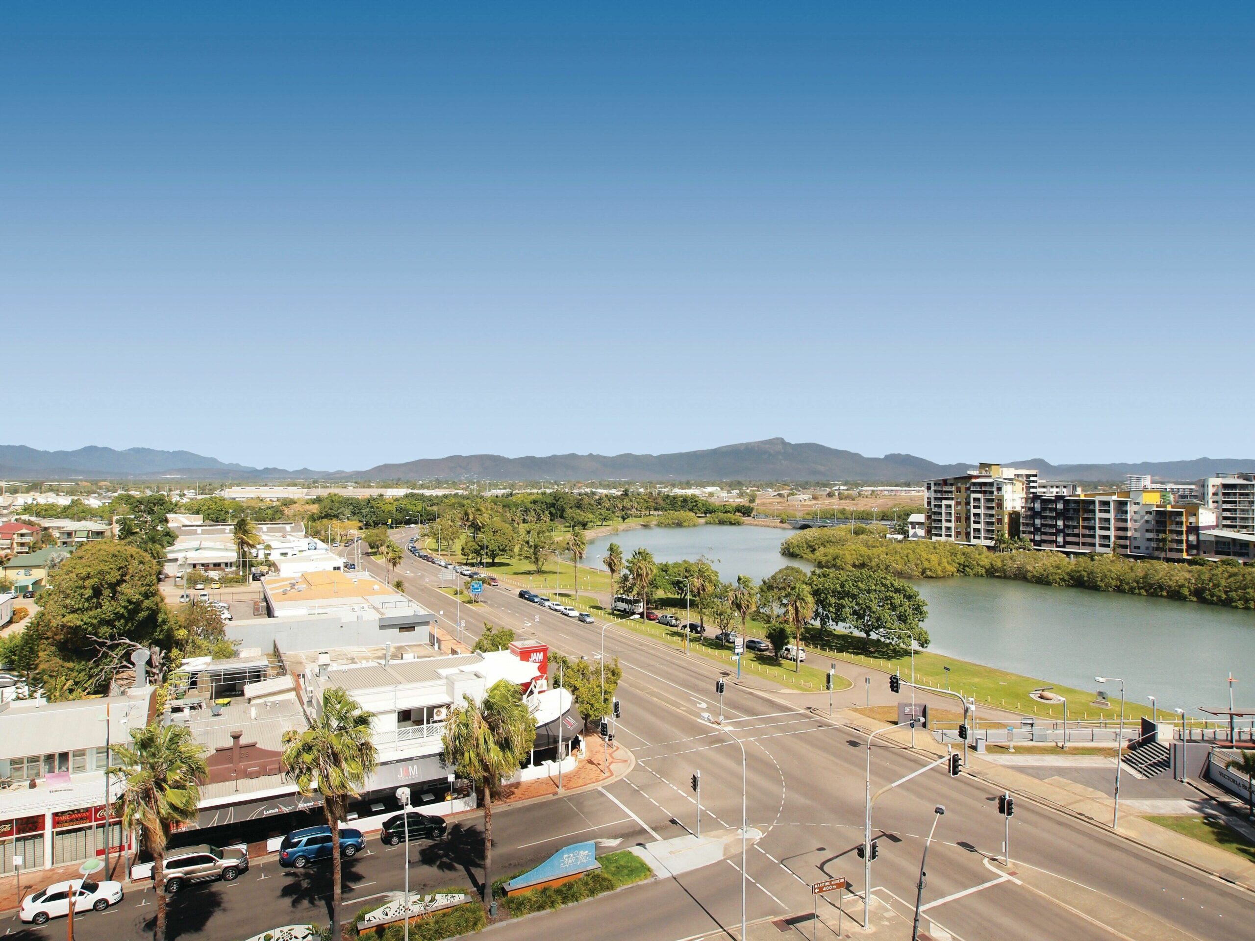 Oaks Townsville Gateway Suites