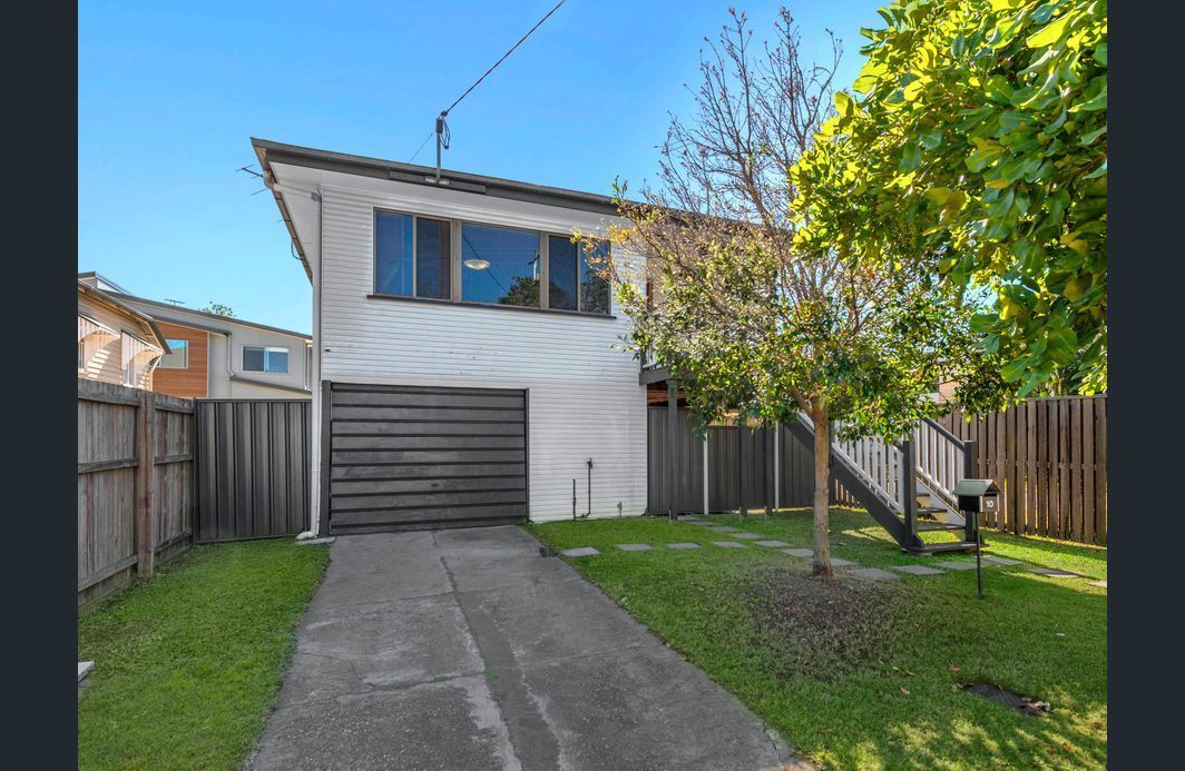 Clayfield Home near BNE Airport and CBD