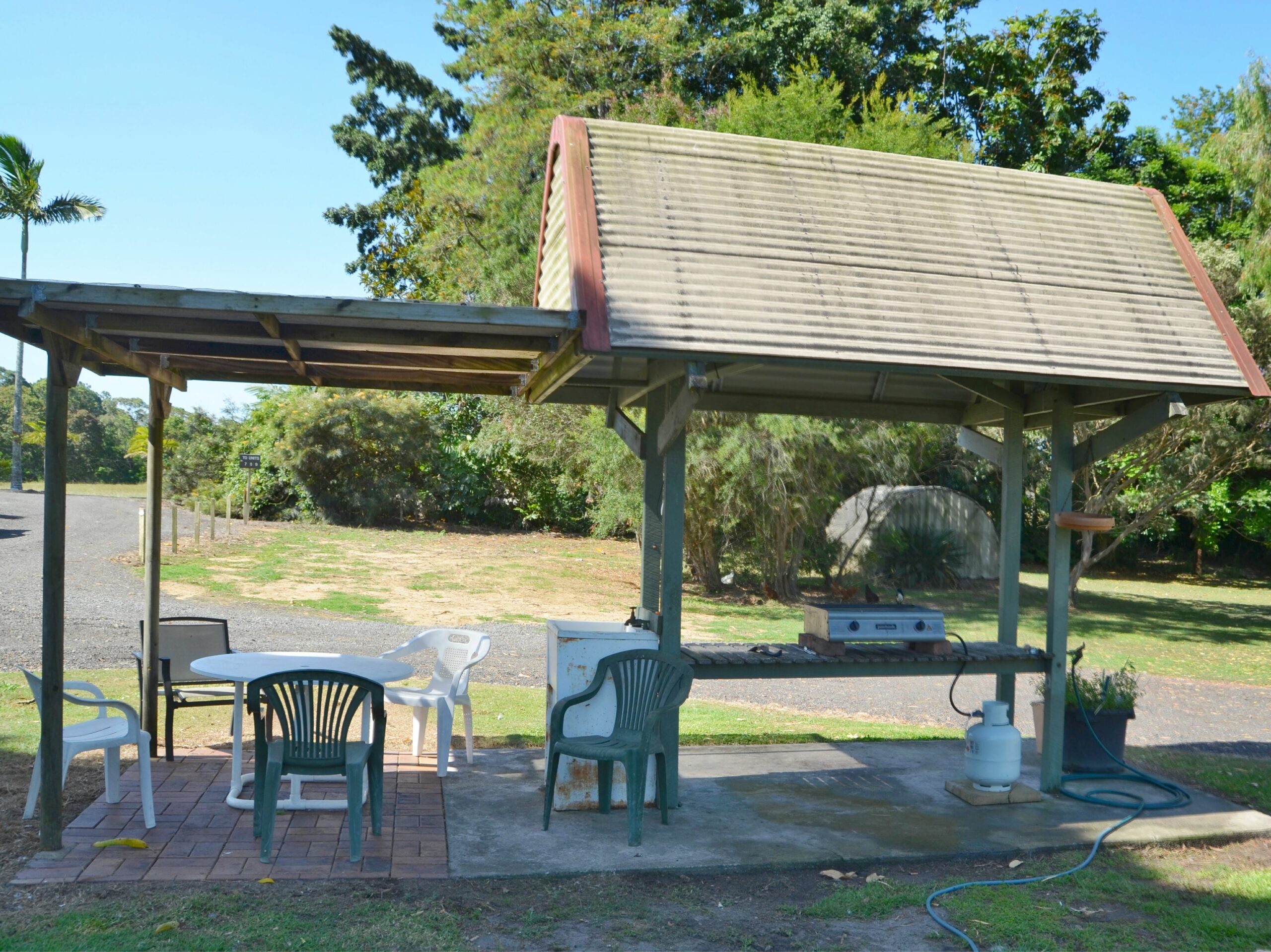 Beerwah Glasshouse Mountains Motel